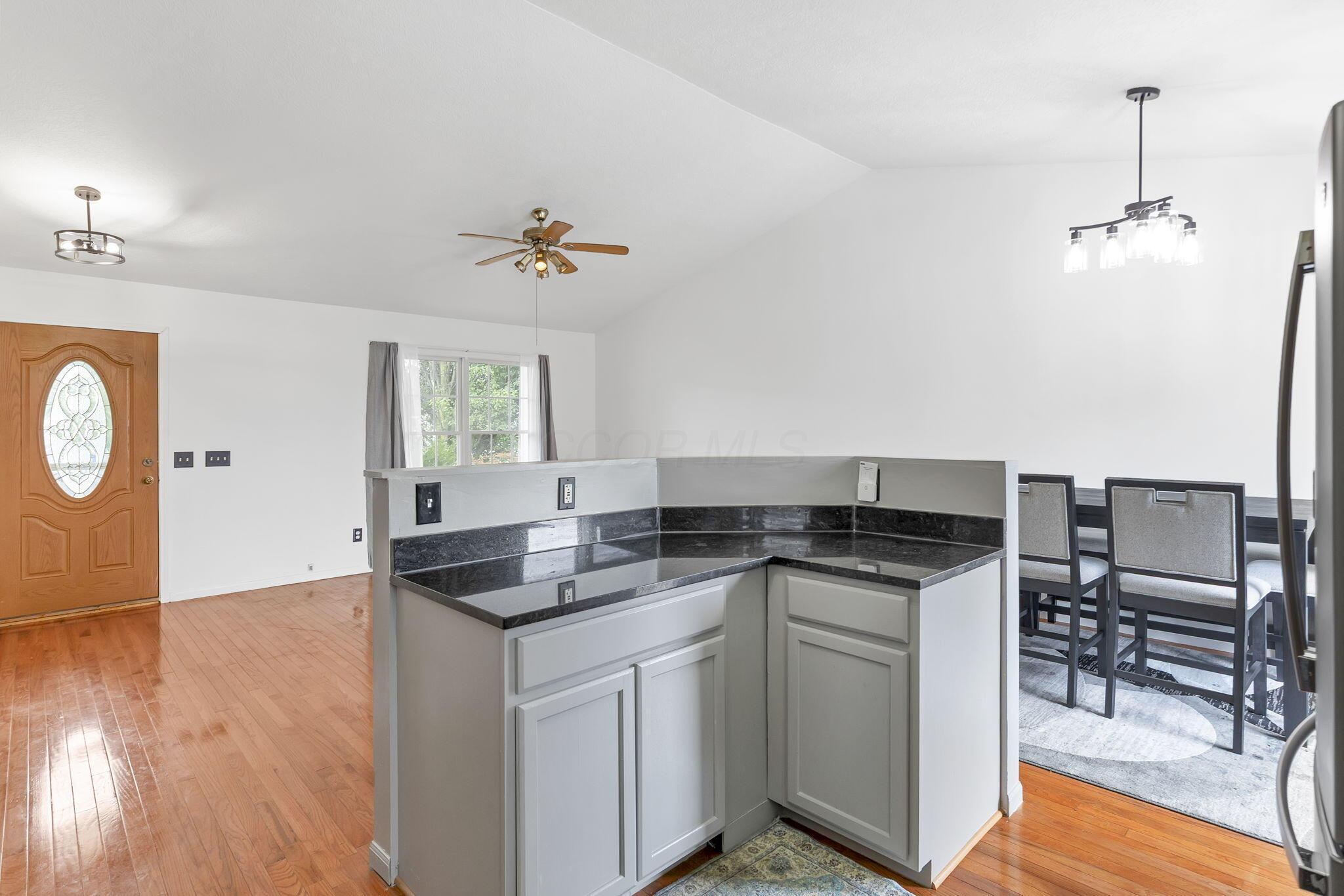 3697 Pendent Lane Property Photo 7