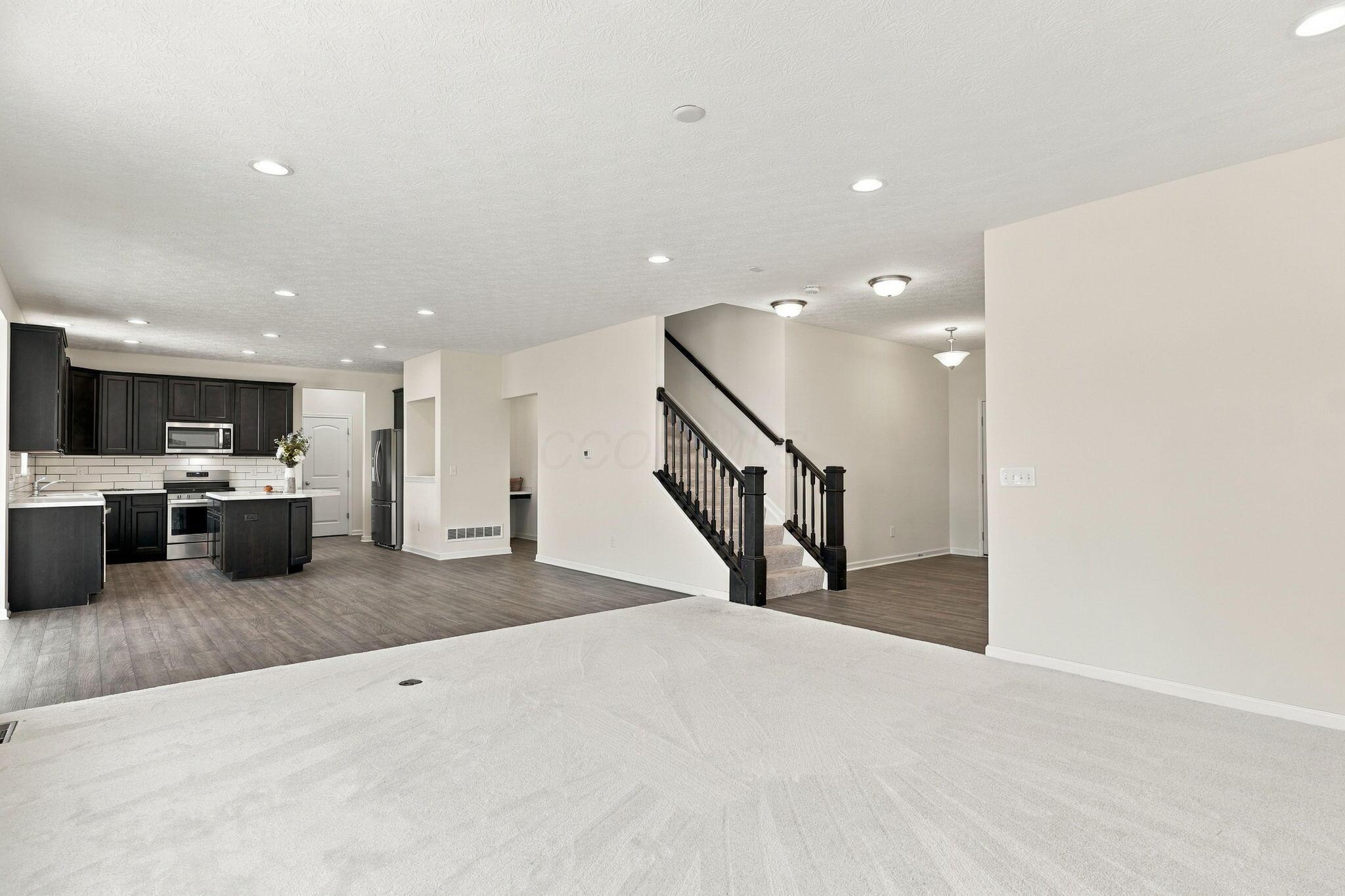 4826 Yankee Road Property Photo 2