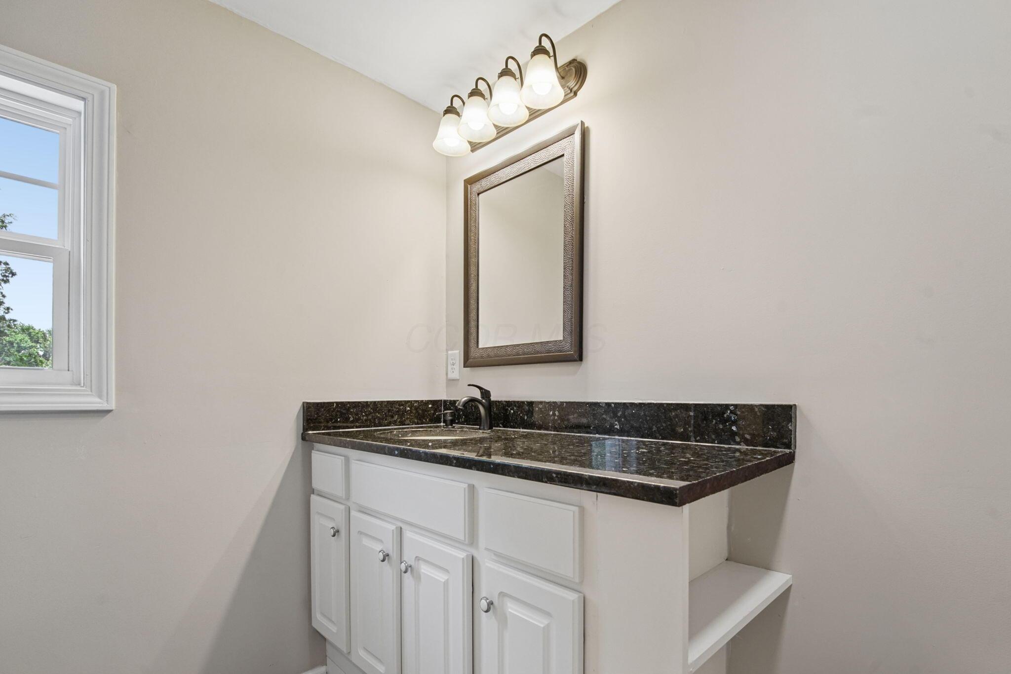497 Smith Street Property Photo 14