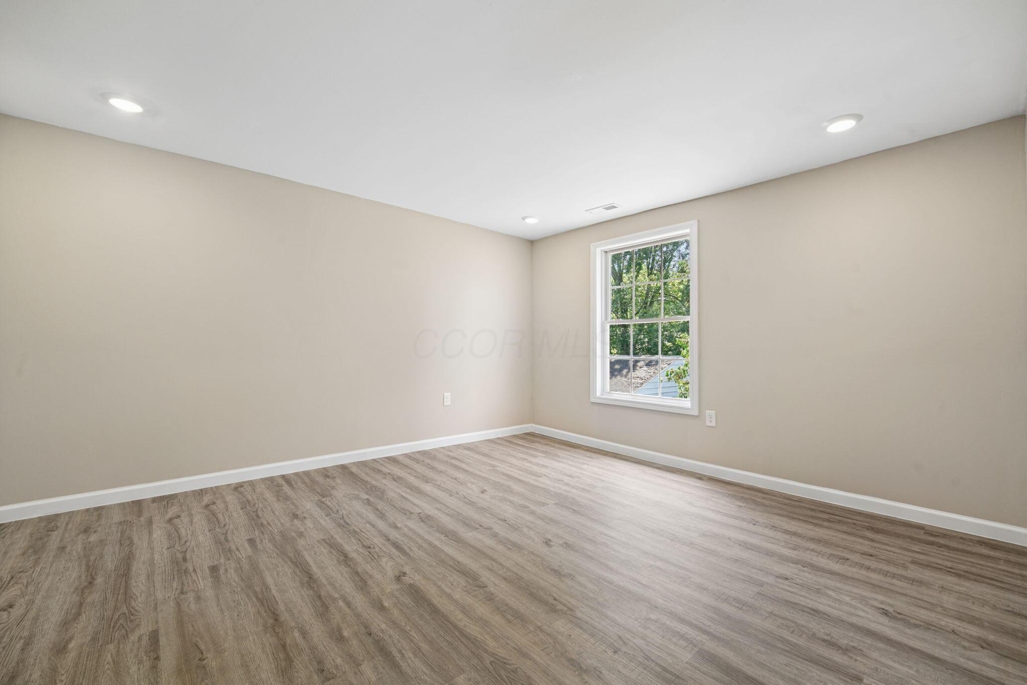 497 Smith Street Property Photo 22