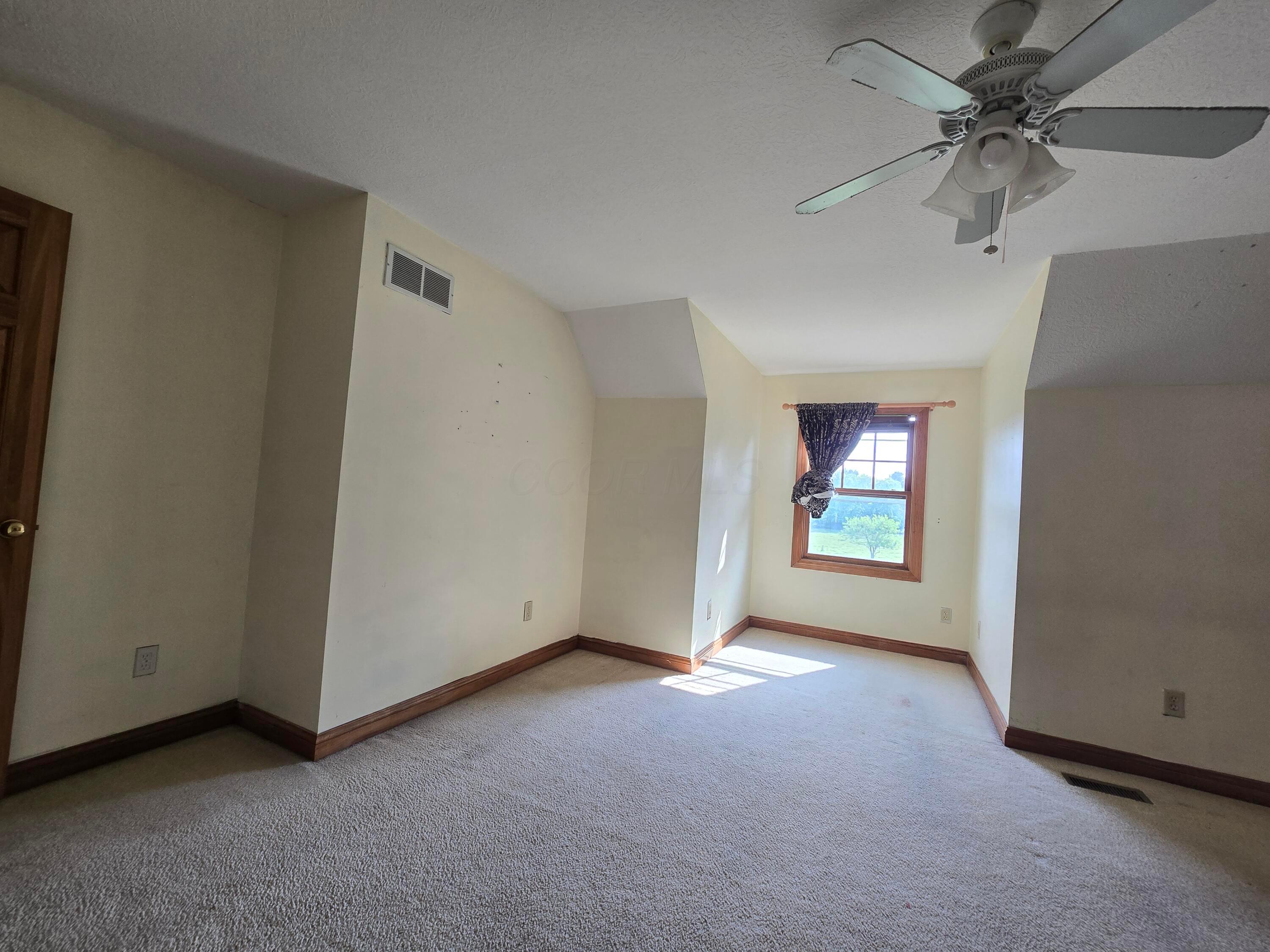 3034 Russell Road Property Photo 9