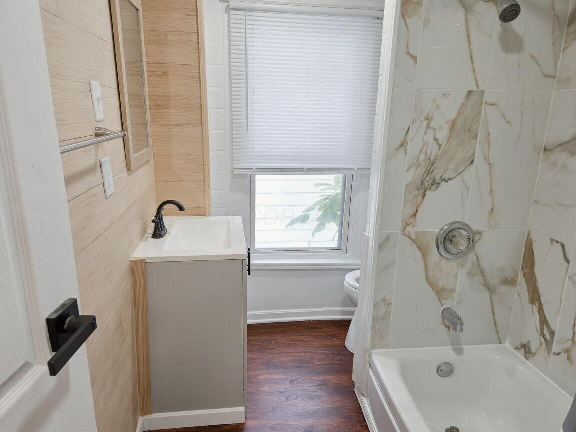 1468 E 25th Avenue Property Photo 9