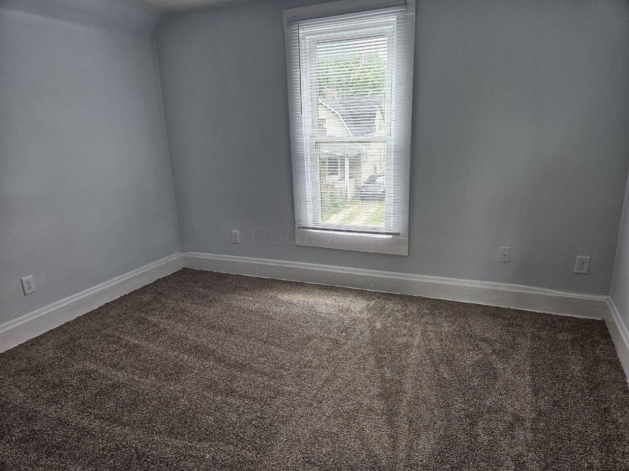 1468 E 25th Avenue Property Photo 11