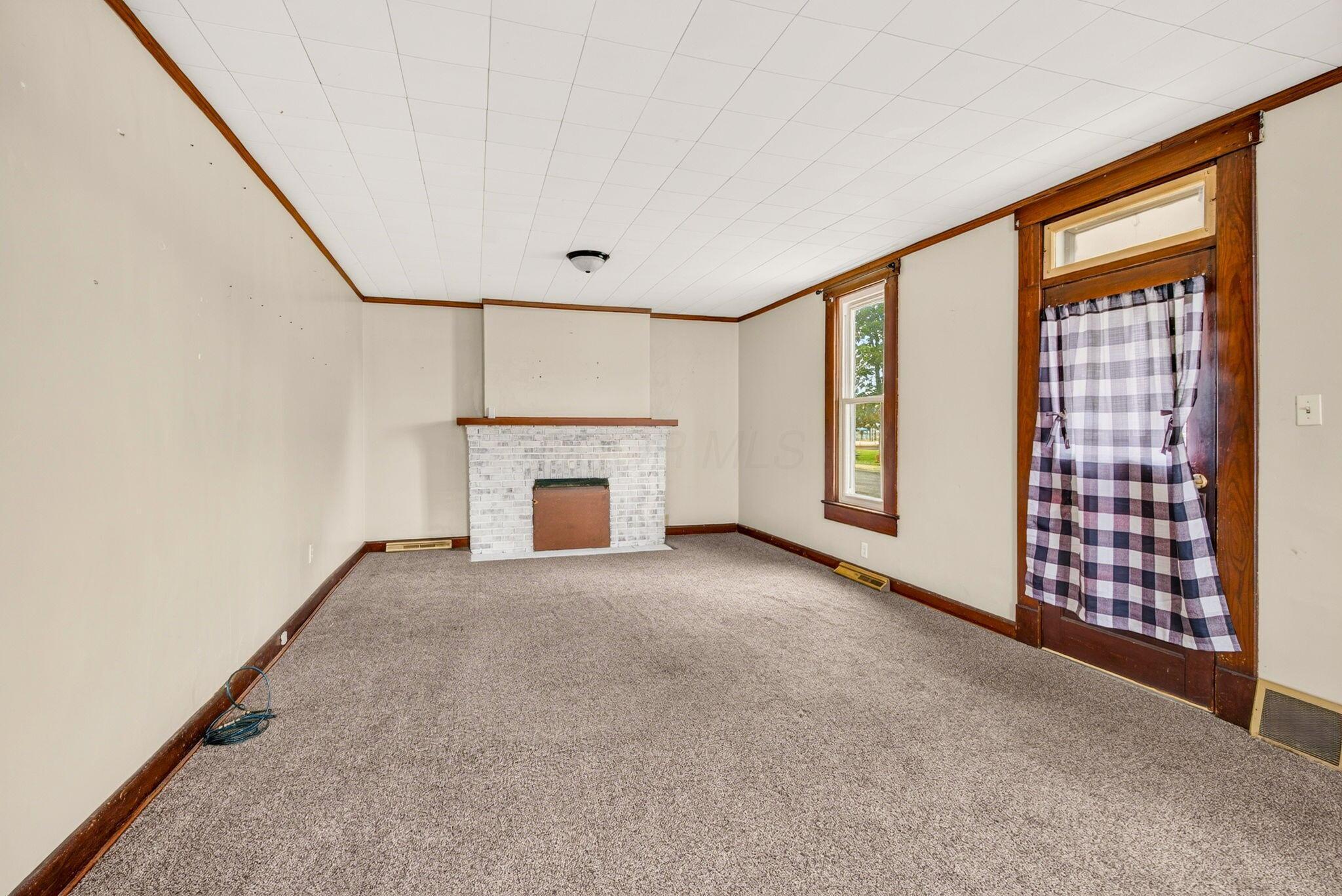 127 Walnut Street Property Photo 5