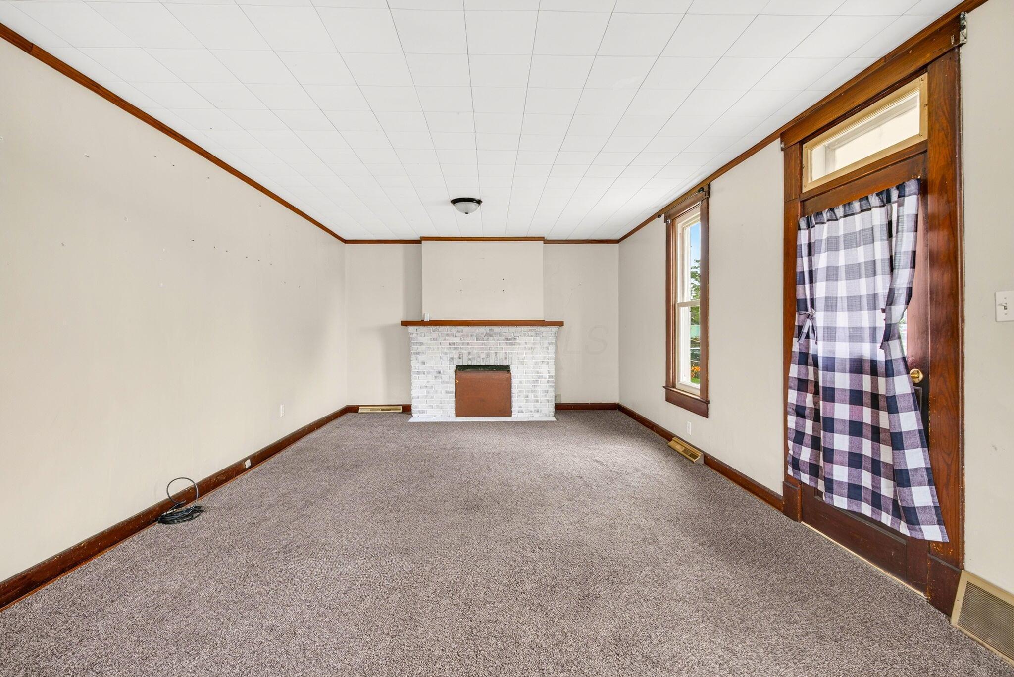 127 Walnut Street Property Photo 6