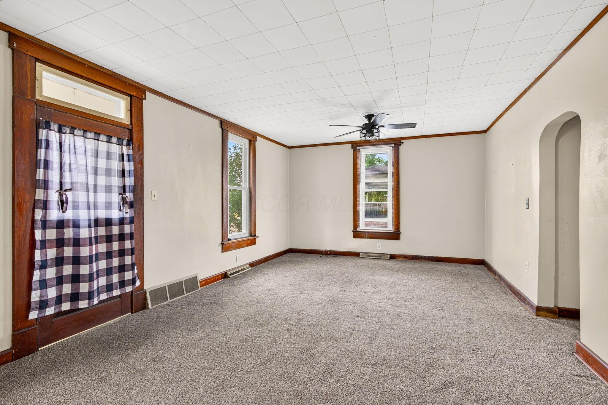 127 Walnut Street Property Photo 11