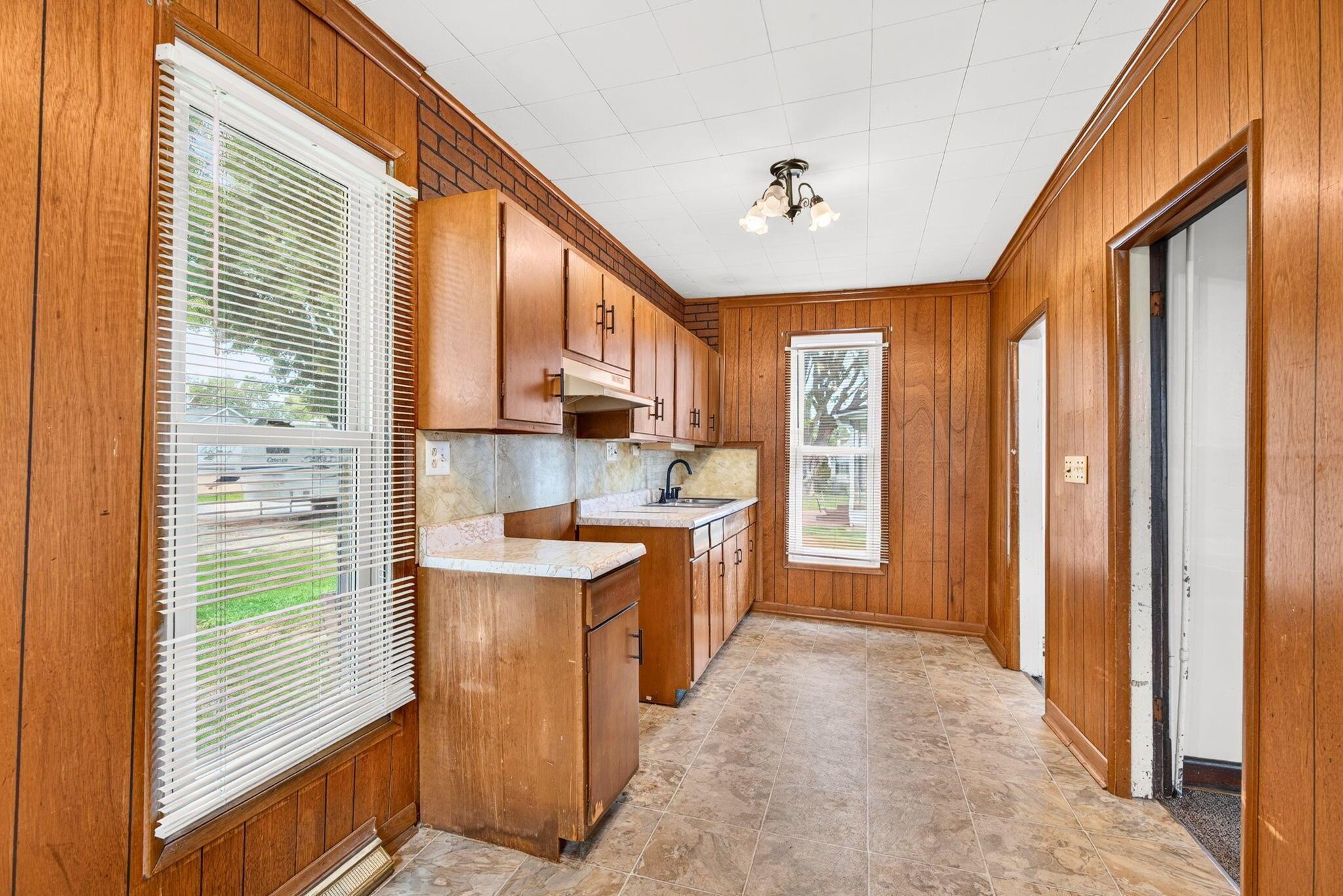 127 Walnut Street Property Photo 27
