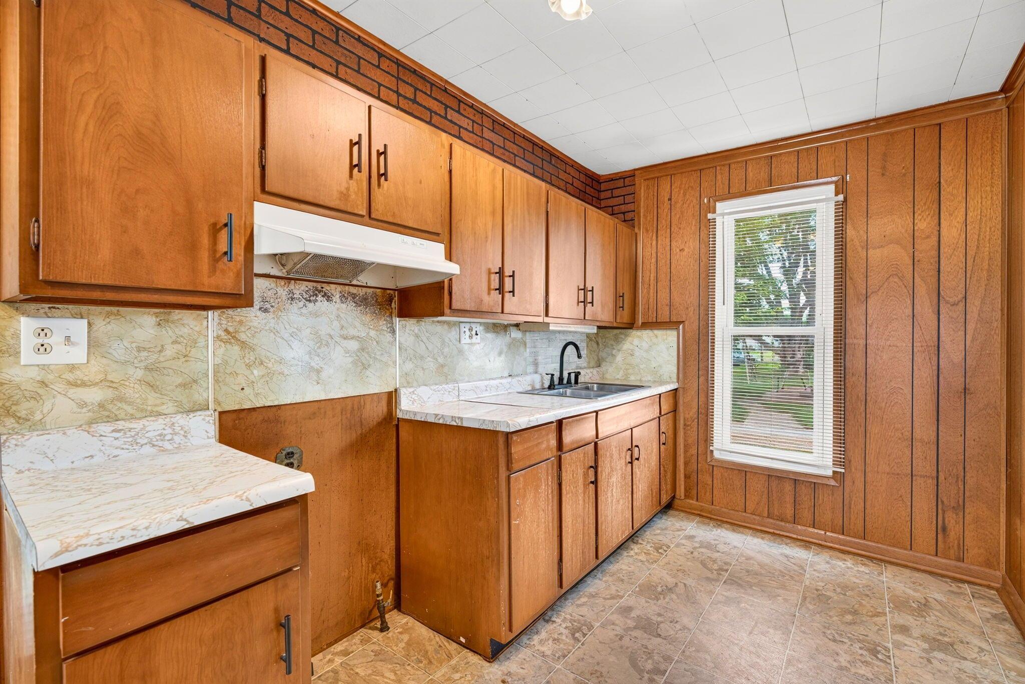 127 Walnut Street Property Photo 29
