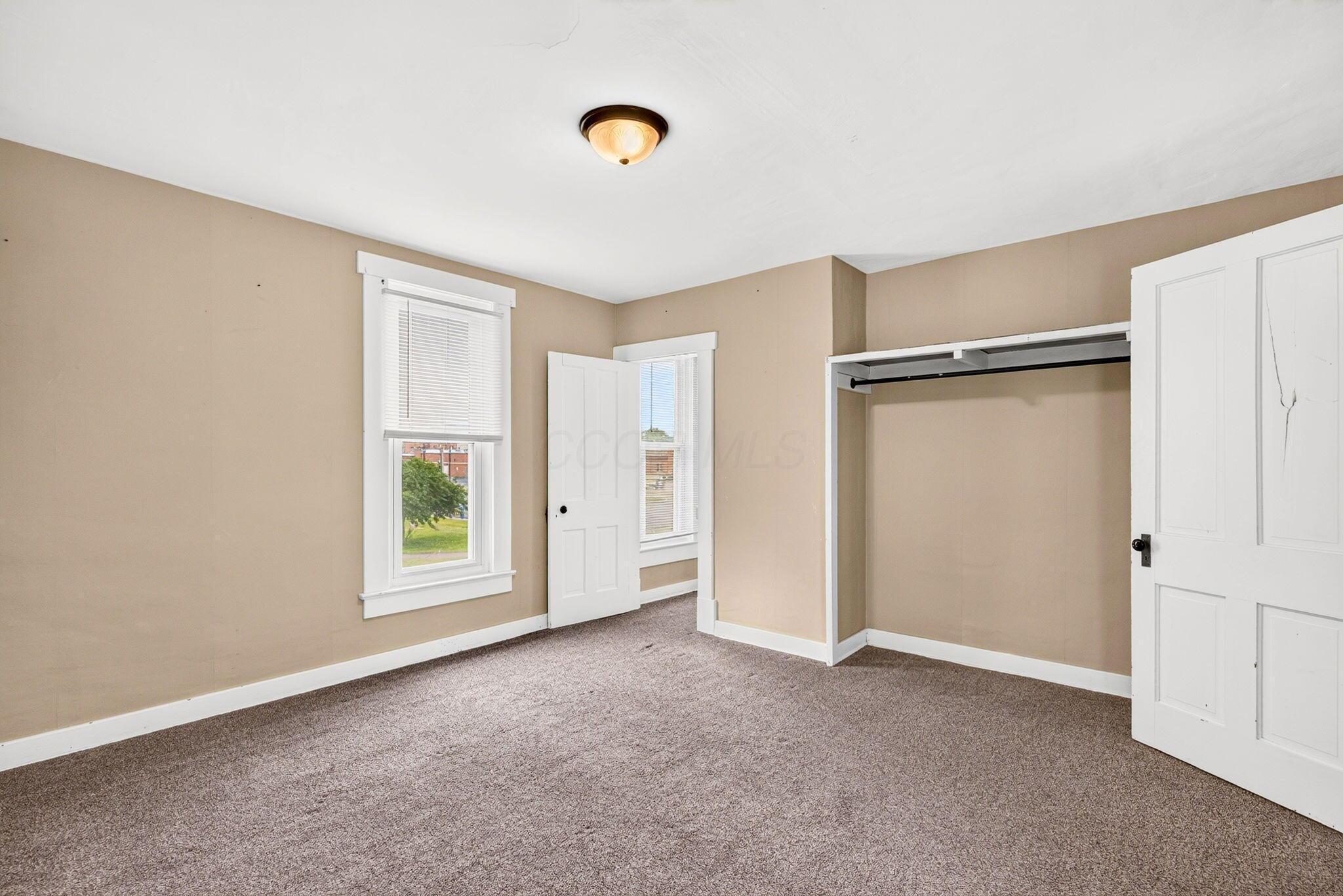 127 Walnut Street Property Photo 33