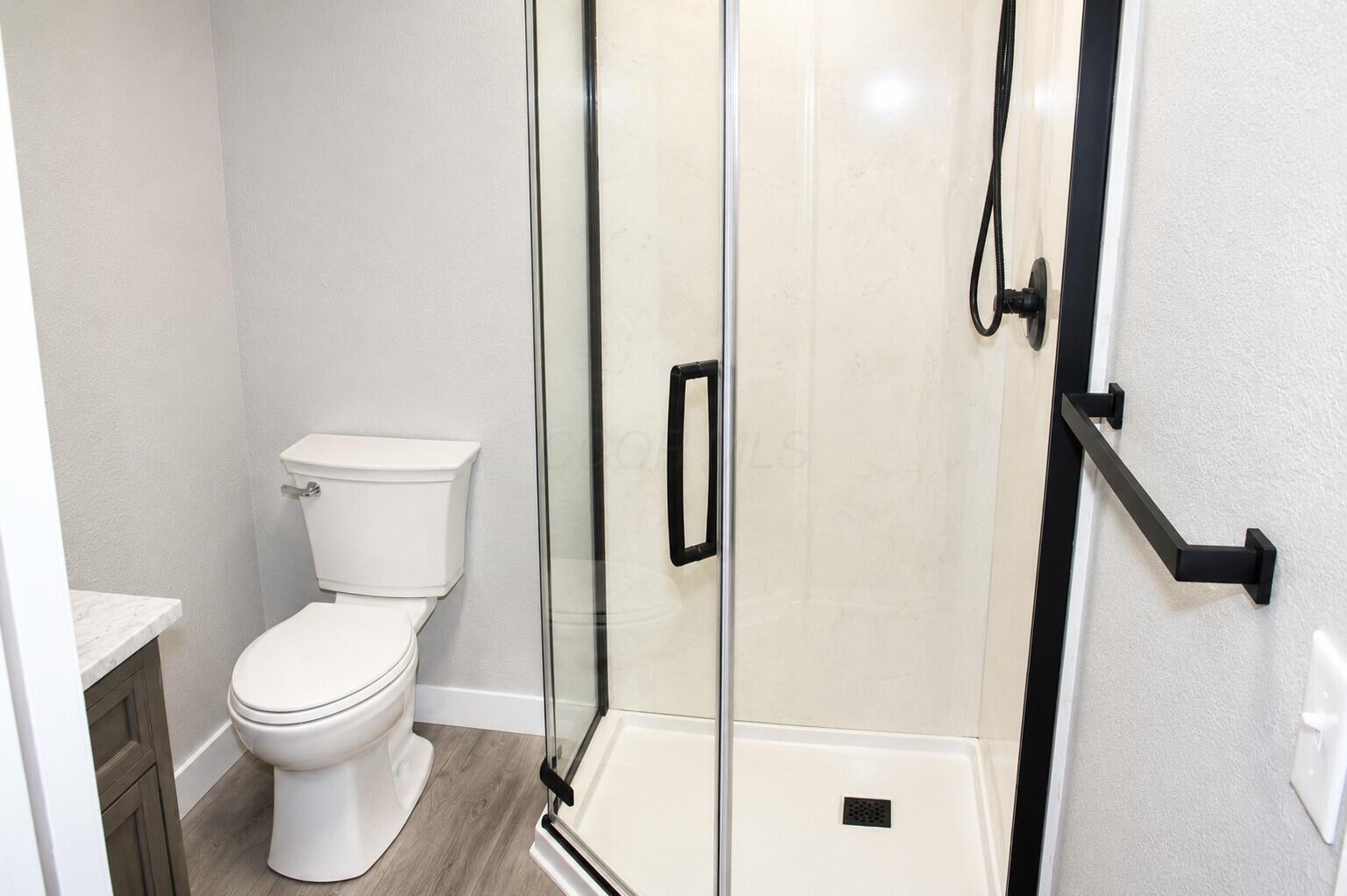 21 Rosebraugh Circle E Property Photo 19
