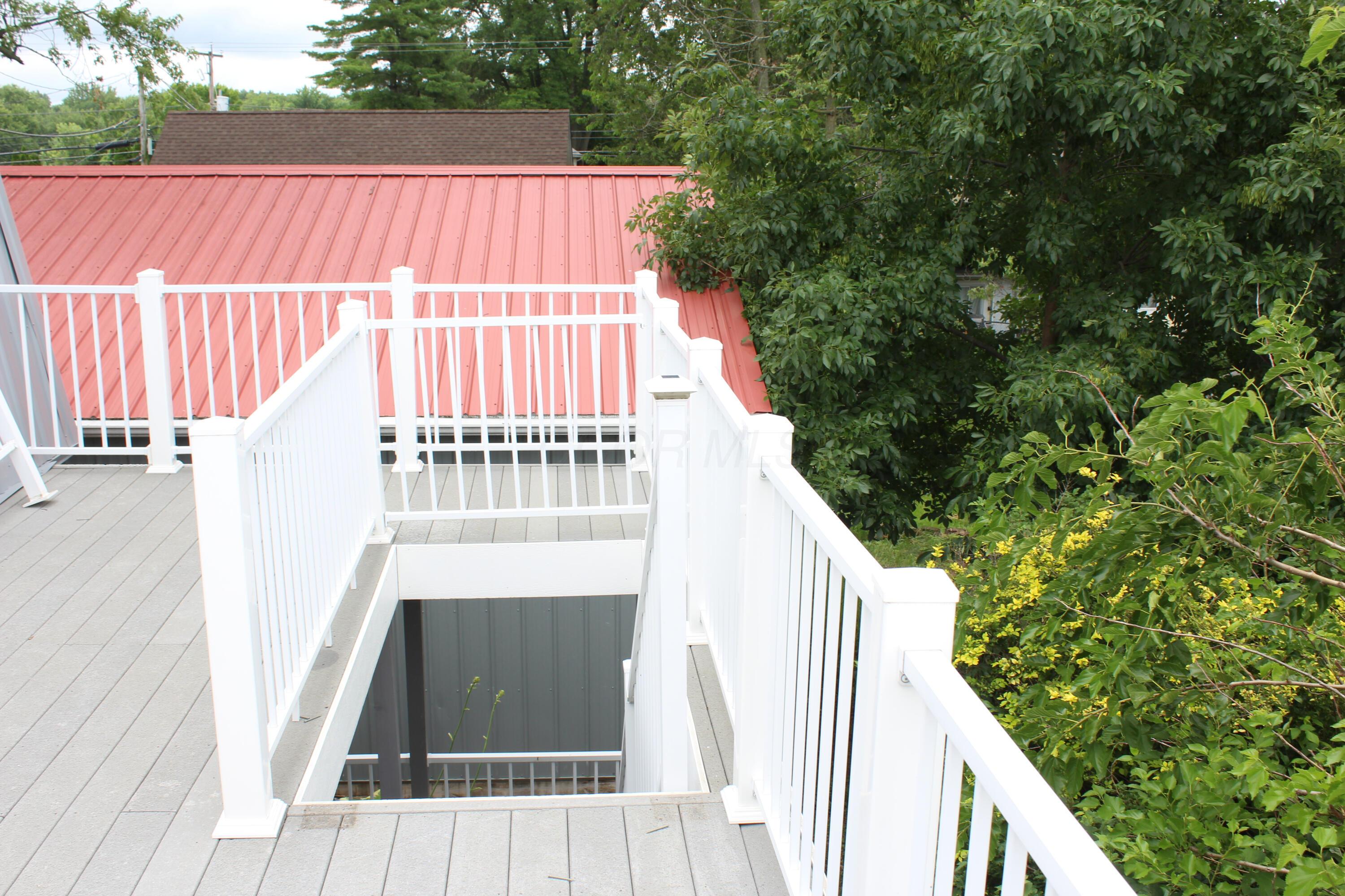 21 Rosebraugh Circle E Property Photo 33