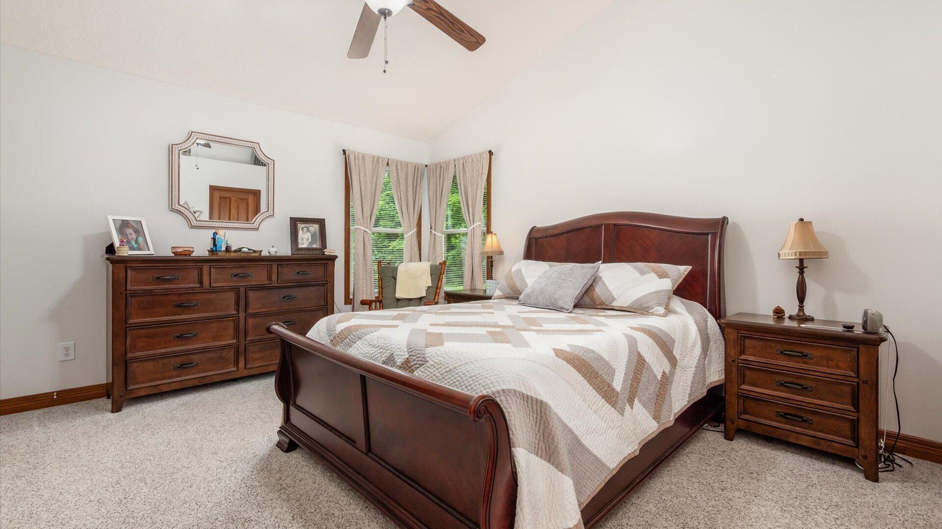 2405 Long Bow Avenue Property Photo 19