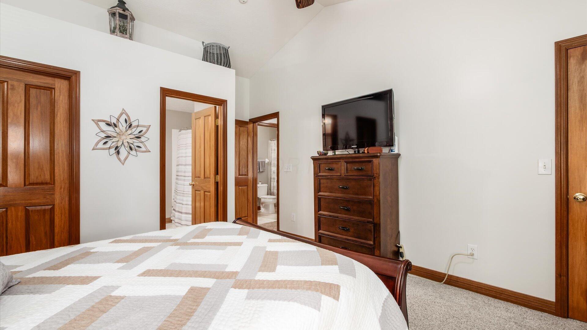 2405 Long Bow Avenue Property Photo 21