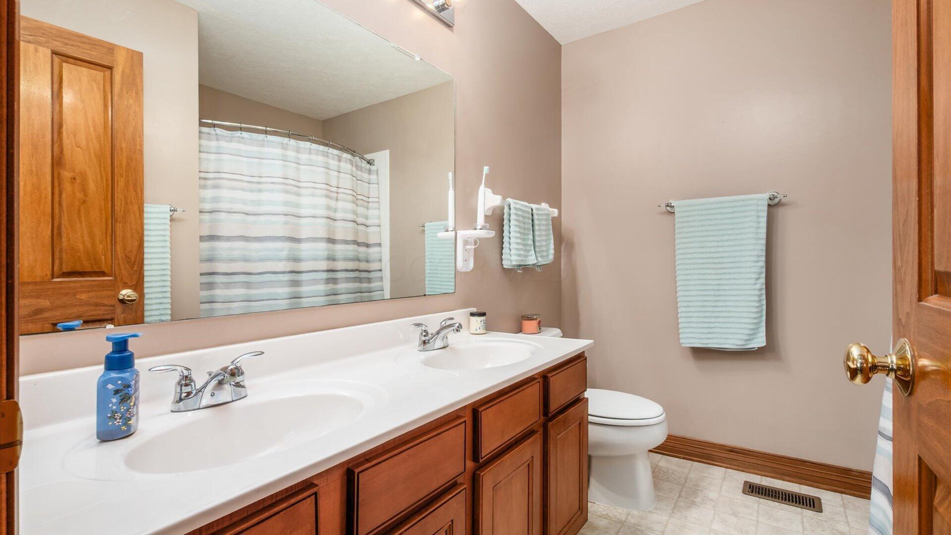 2405 Long Bow Avenue Property Photo 22