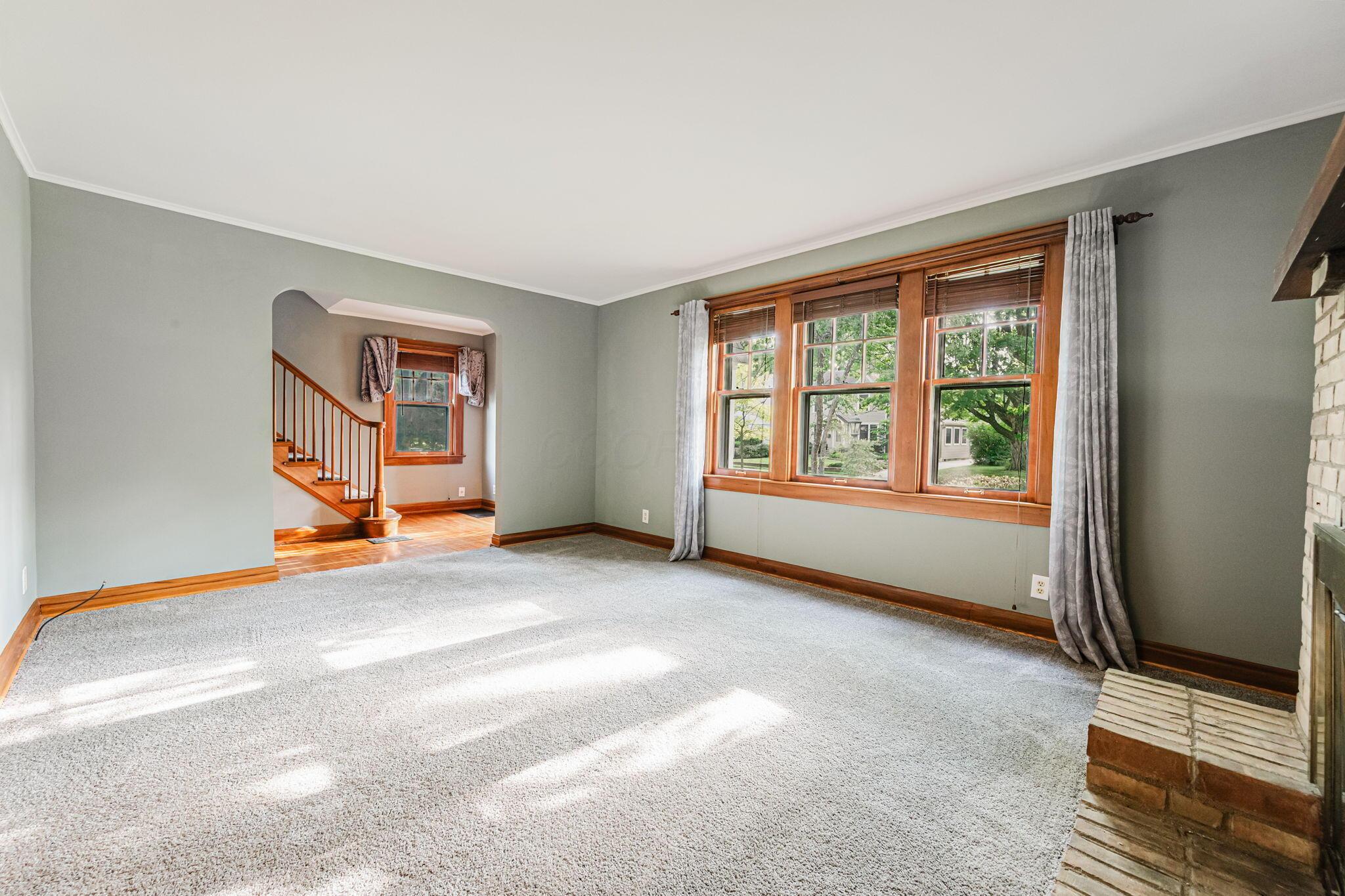 944 S Cassingham Road Property Photo 8