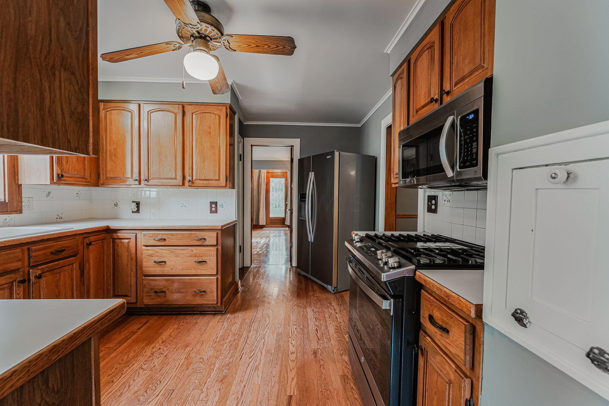 944 S Cassingham Road Property Photo 19