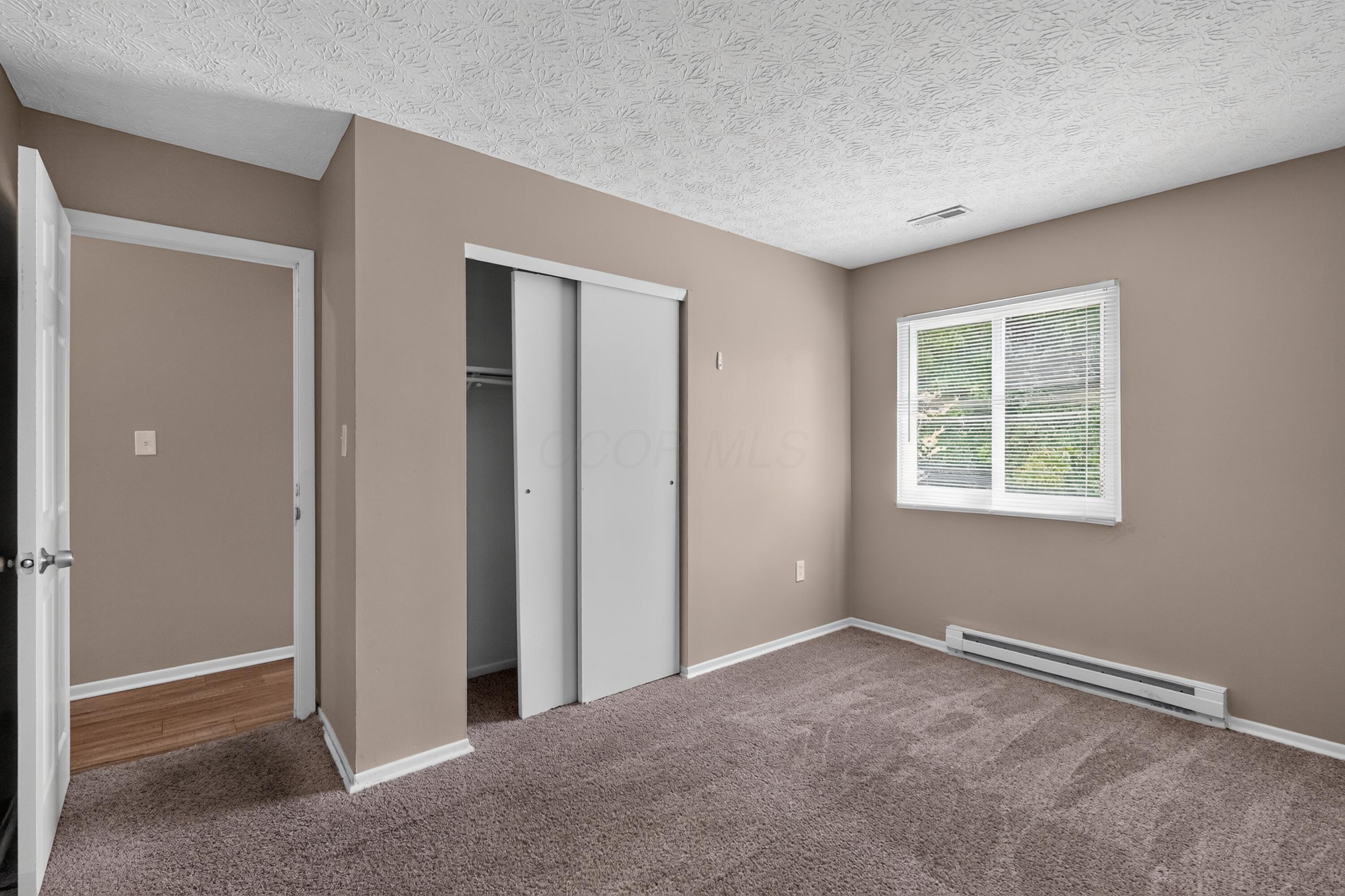 1633 E Gates Street Property Photo 15