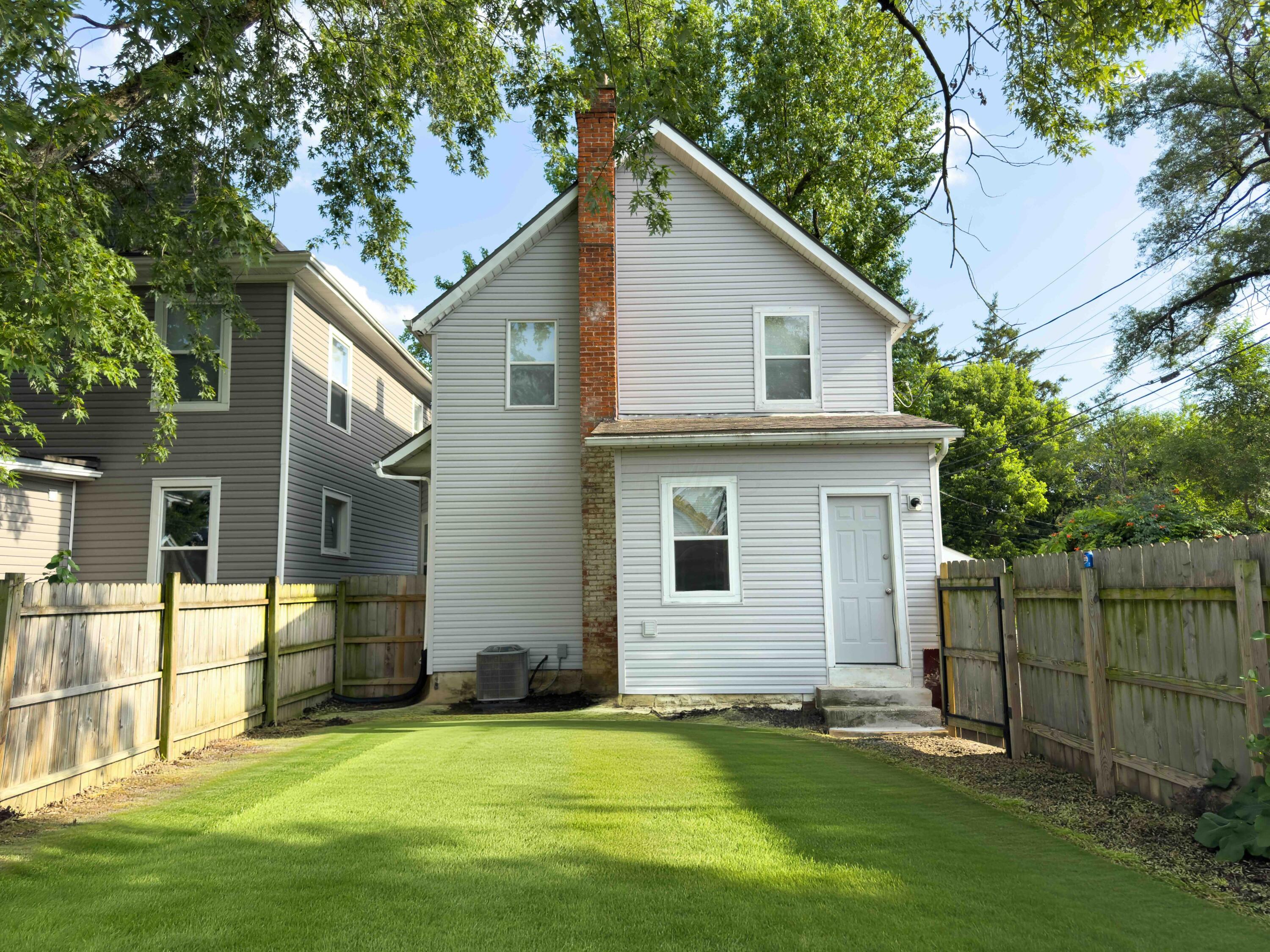1120 E Kossuth Street Property Photo 3