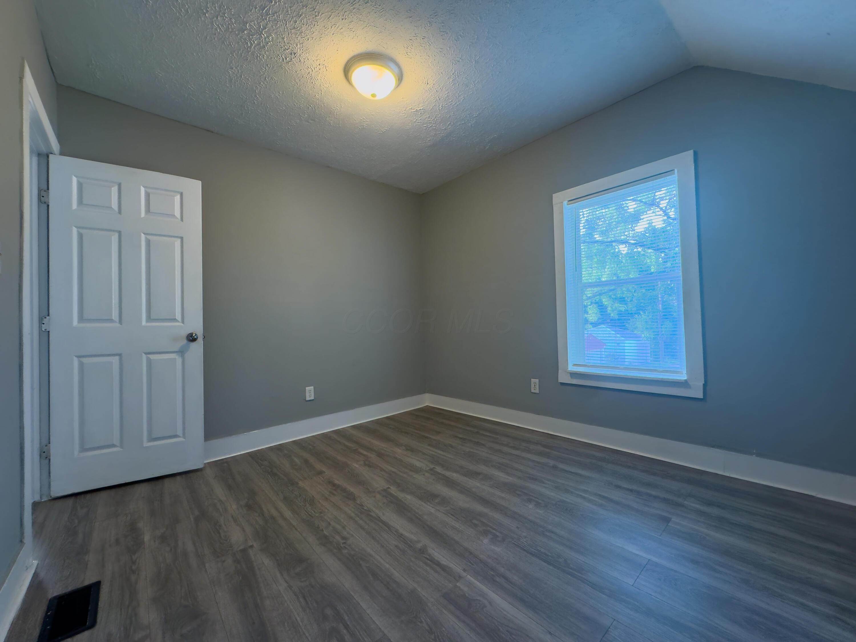 1120 E Kossuth Street Property Photo 21