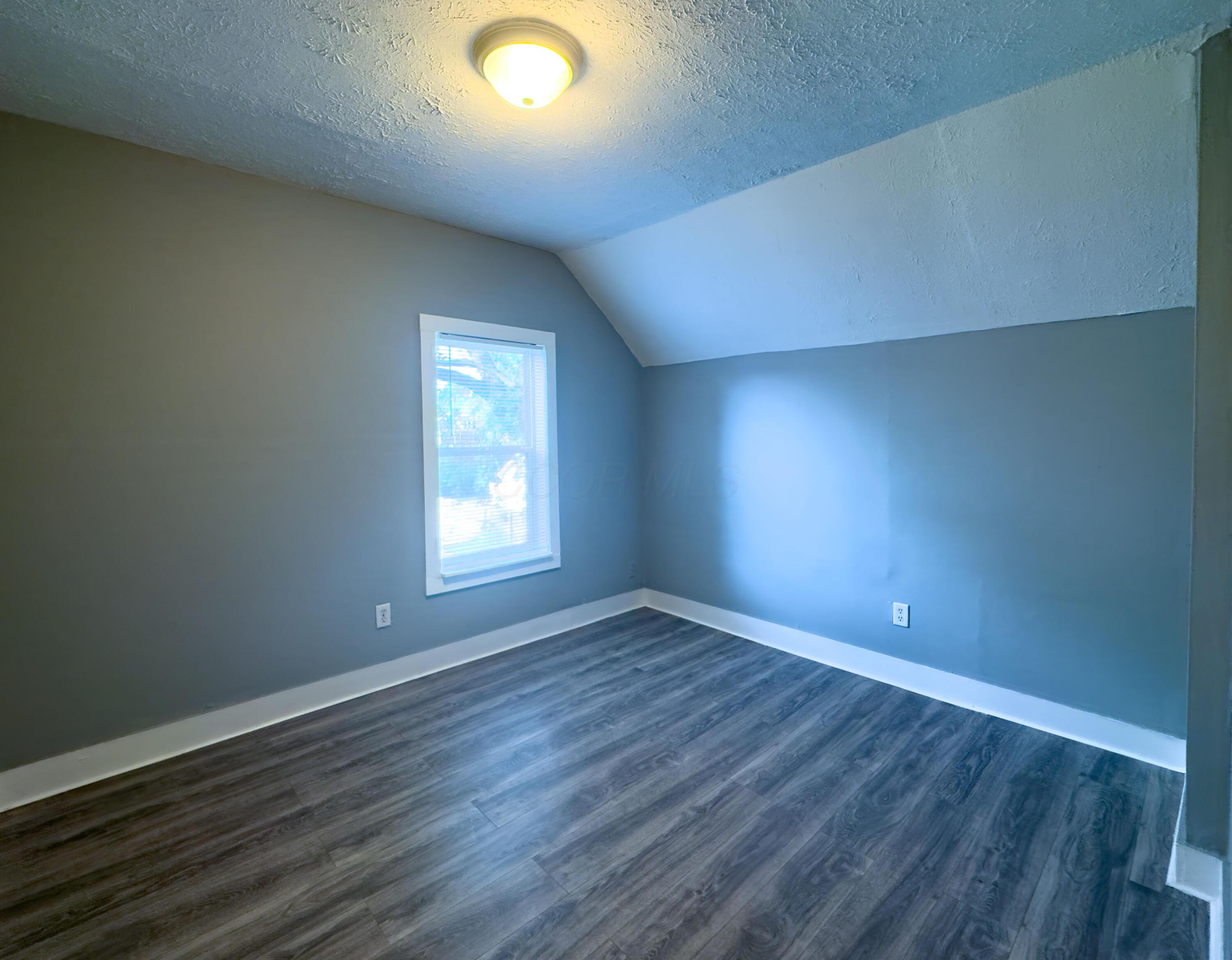 1120 E Kossuth Street Property Photo 23