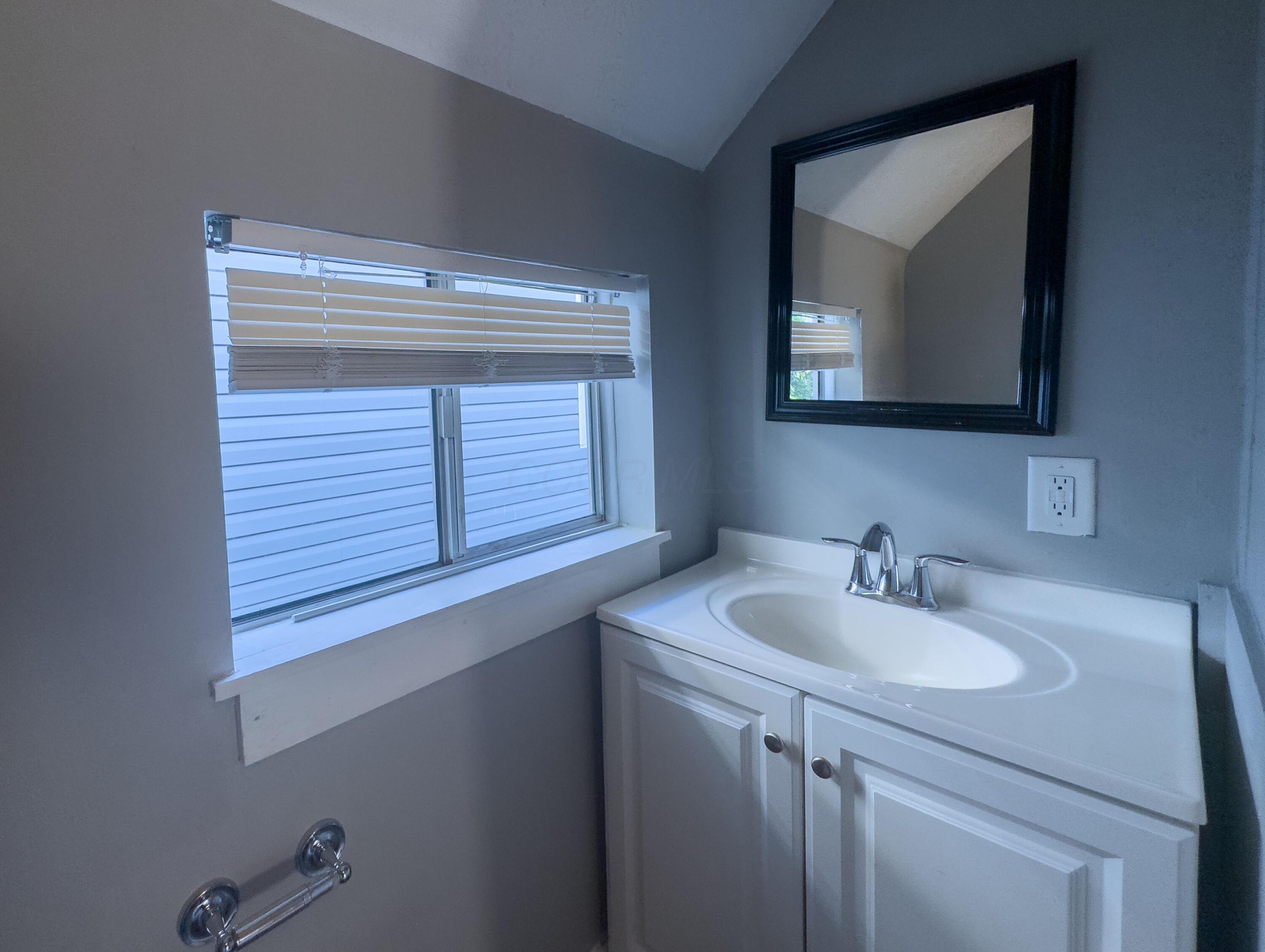 1120 E Kossuth Street Property Photo 24