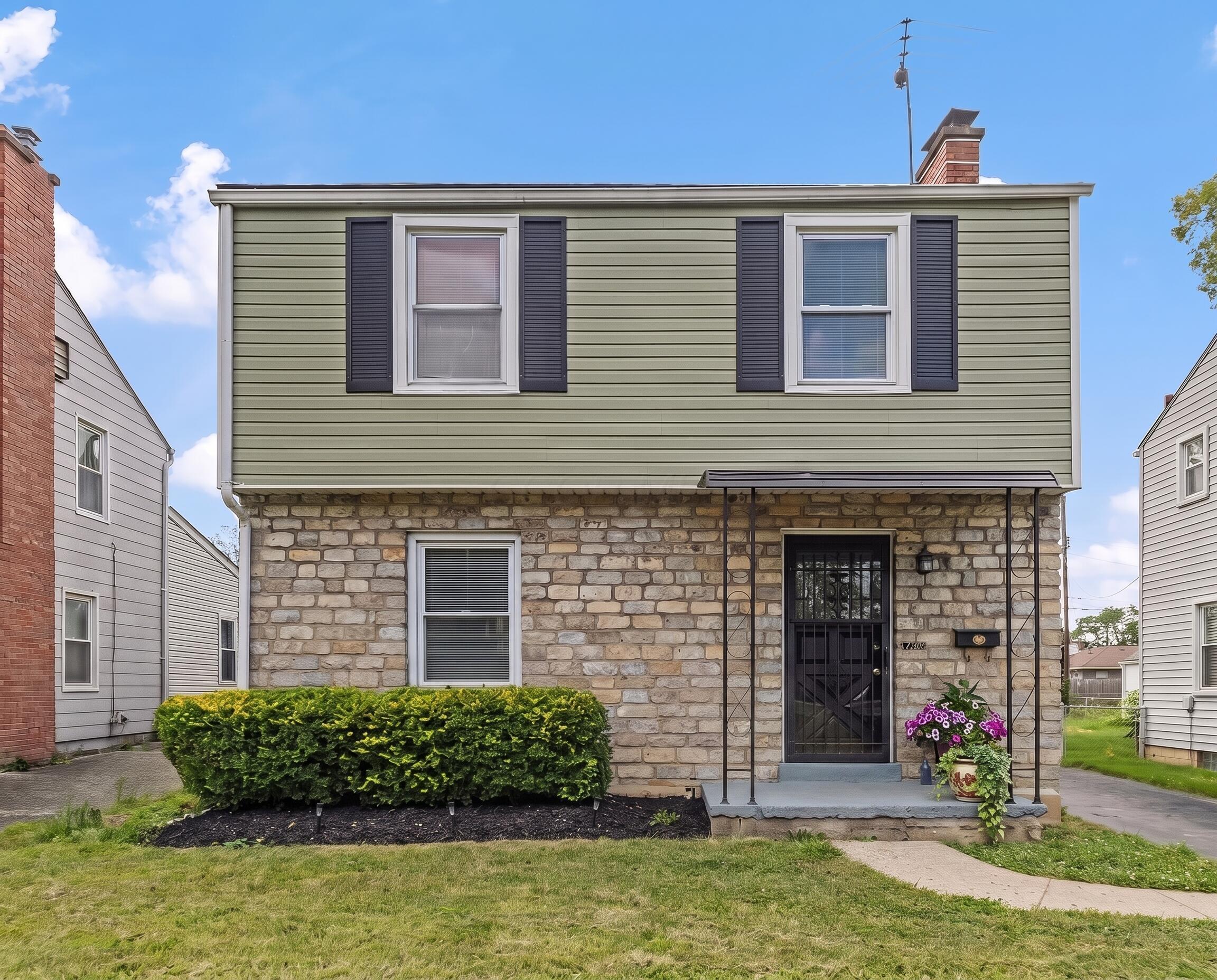 783 Binns Boulevard Property Photo 1