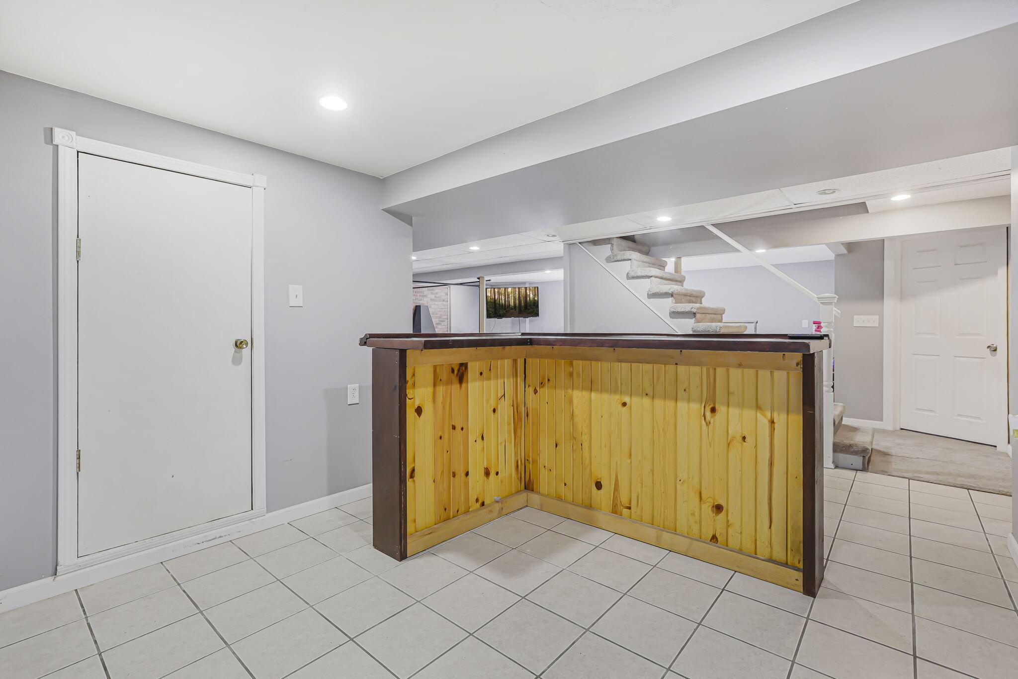 7 Garfield Avenue Property Photo 35