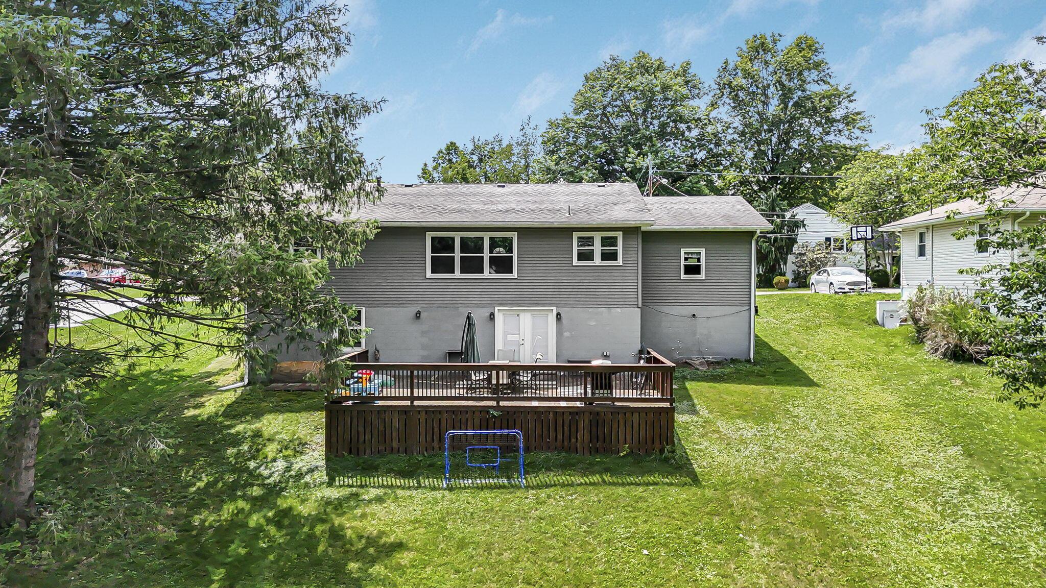 7 Garfield Avenue Property Photo 44