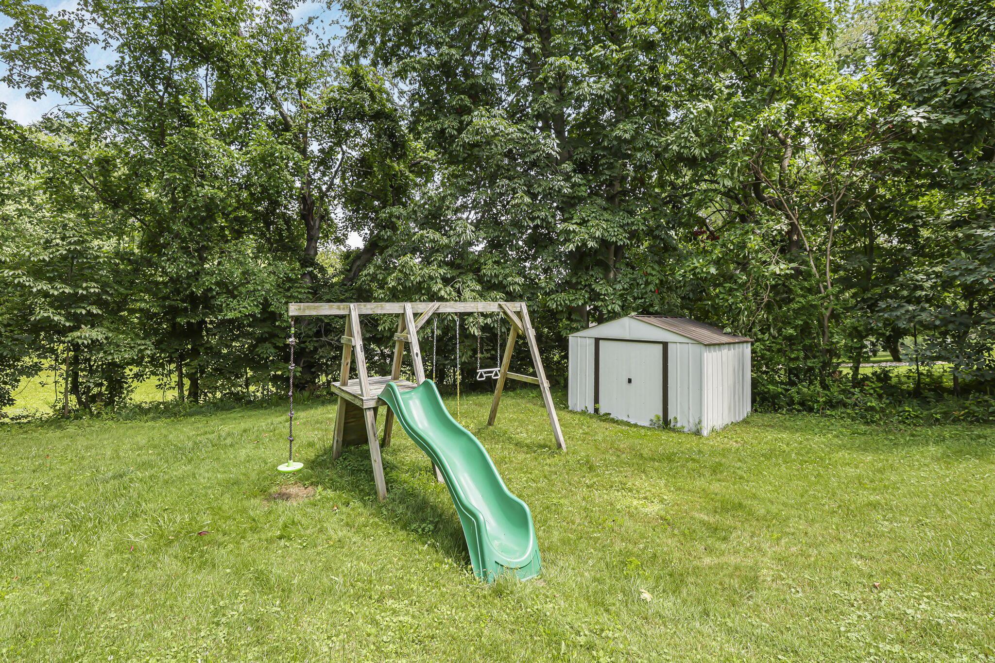 7 Garfield Avenue Property Photo 47