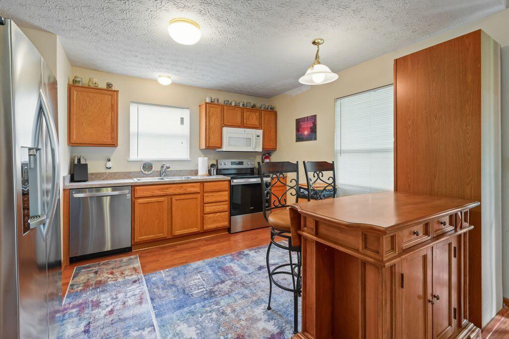 2190 Slate Cove Road Property Photo 10