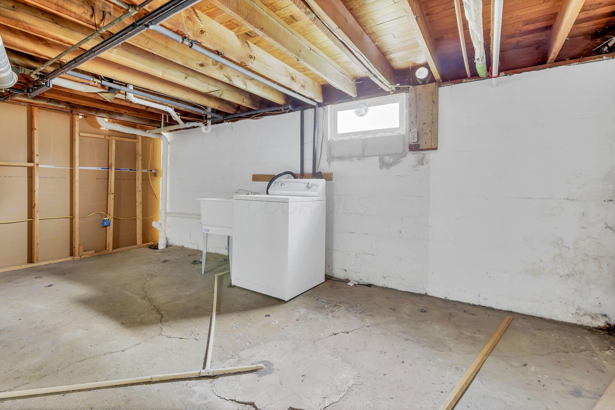 740 N Pierce Avenue Property Photo 25