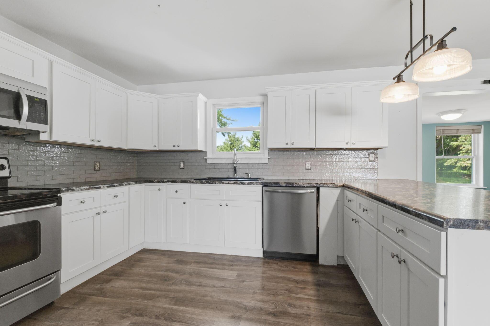 1108 Owens Road W Property Photo 14