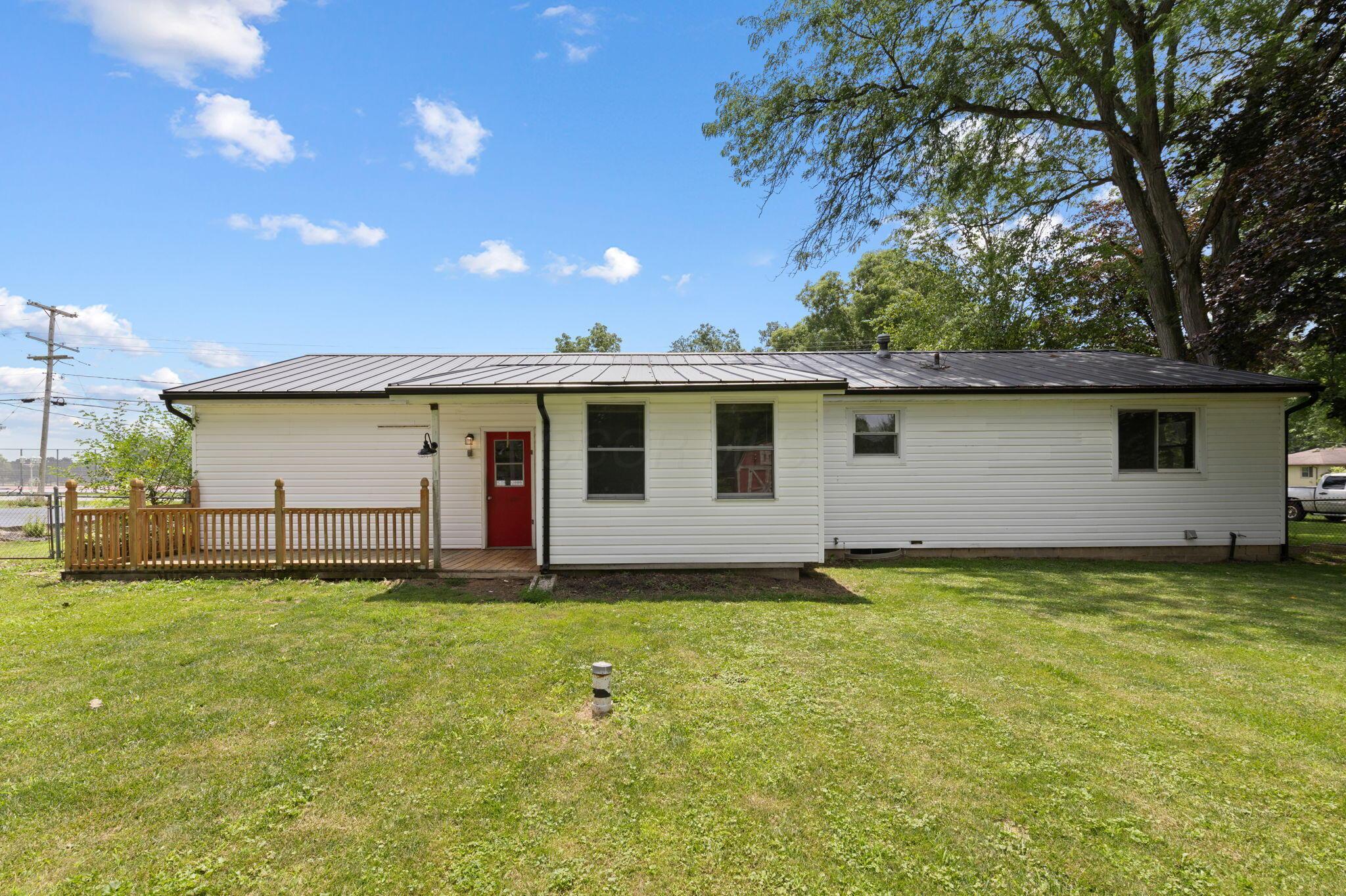 1108 Owens Road W Property Photo 32
