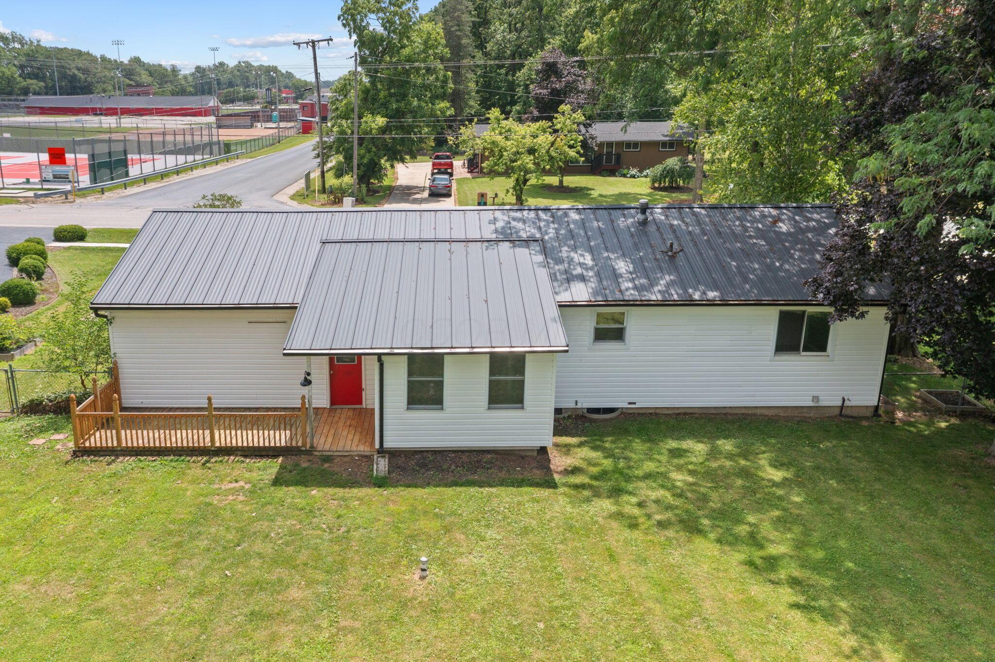 1108 Owens Road W Property Photo 38