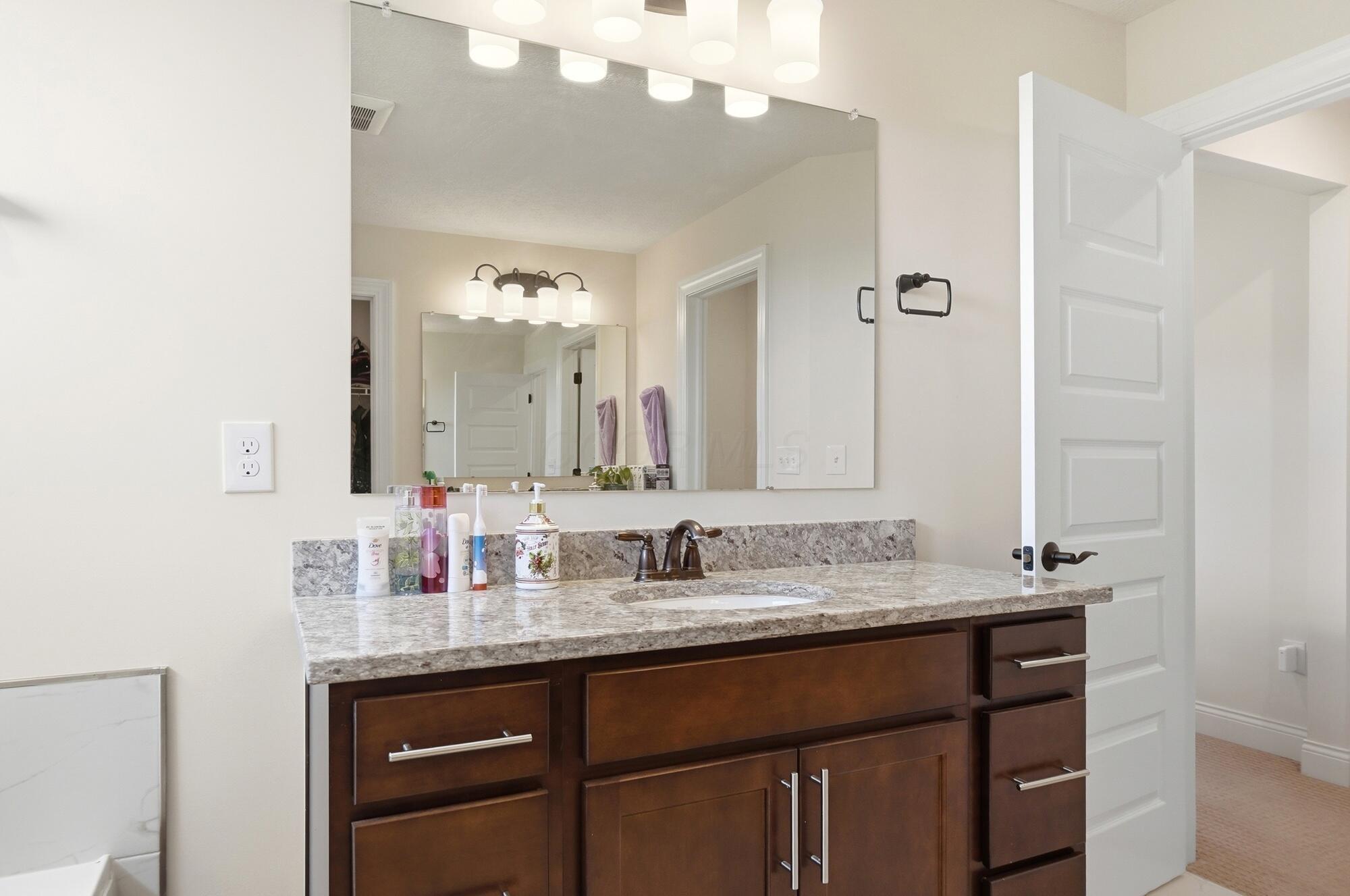 3174 Stogen Court Property Photo 42