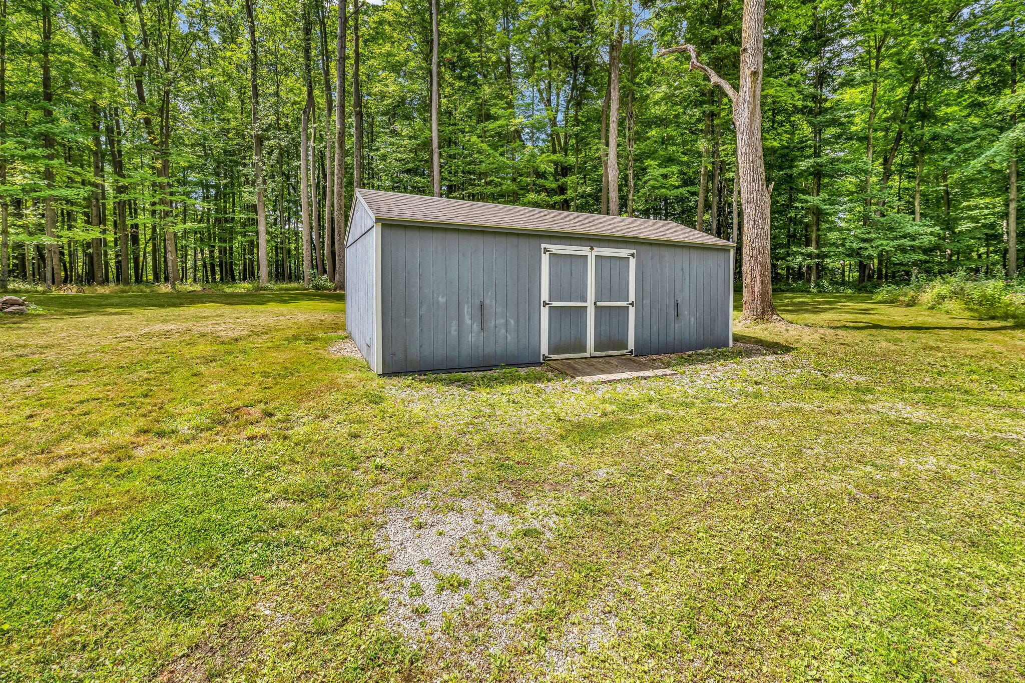 3045 Lakeview Drive Property Photo 46