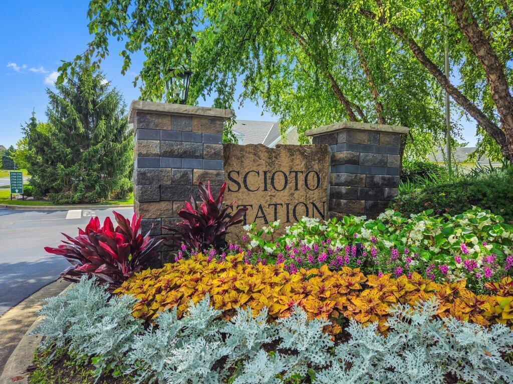2674 Scioto Station Drive Property Photo 3