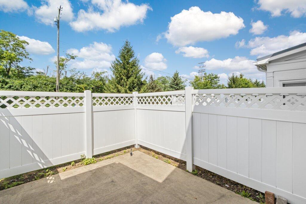 2674 Scioto Station Drive Property Photo 25
