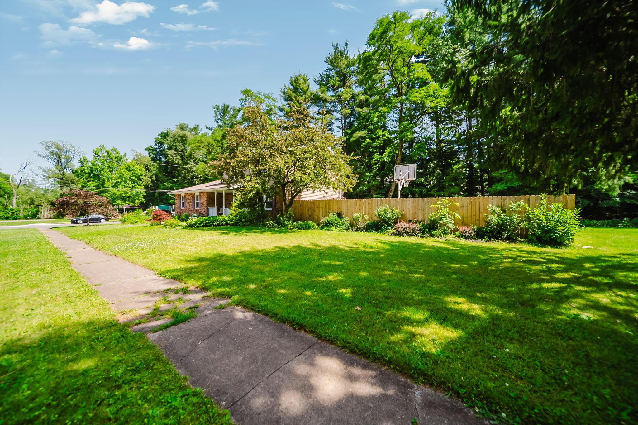 201 Fenway Boulevard Property Photo 2