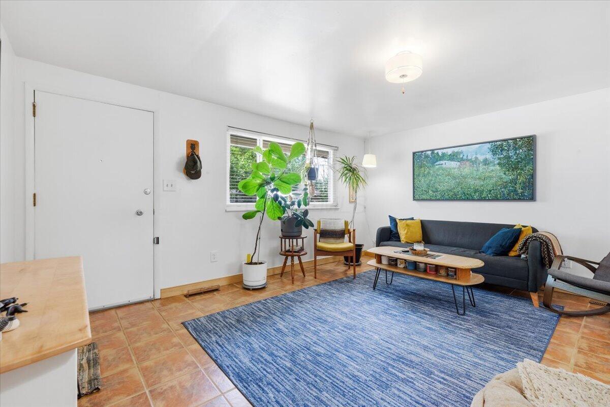 6830 Retton Road Property Photo 9