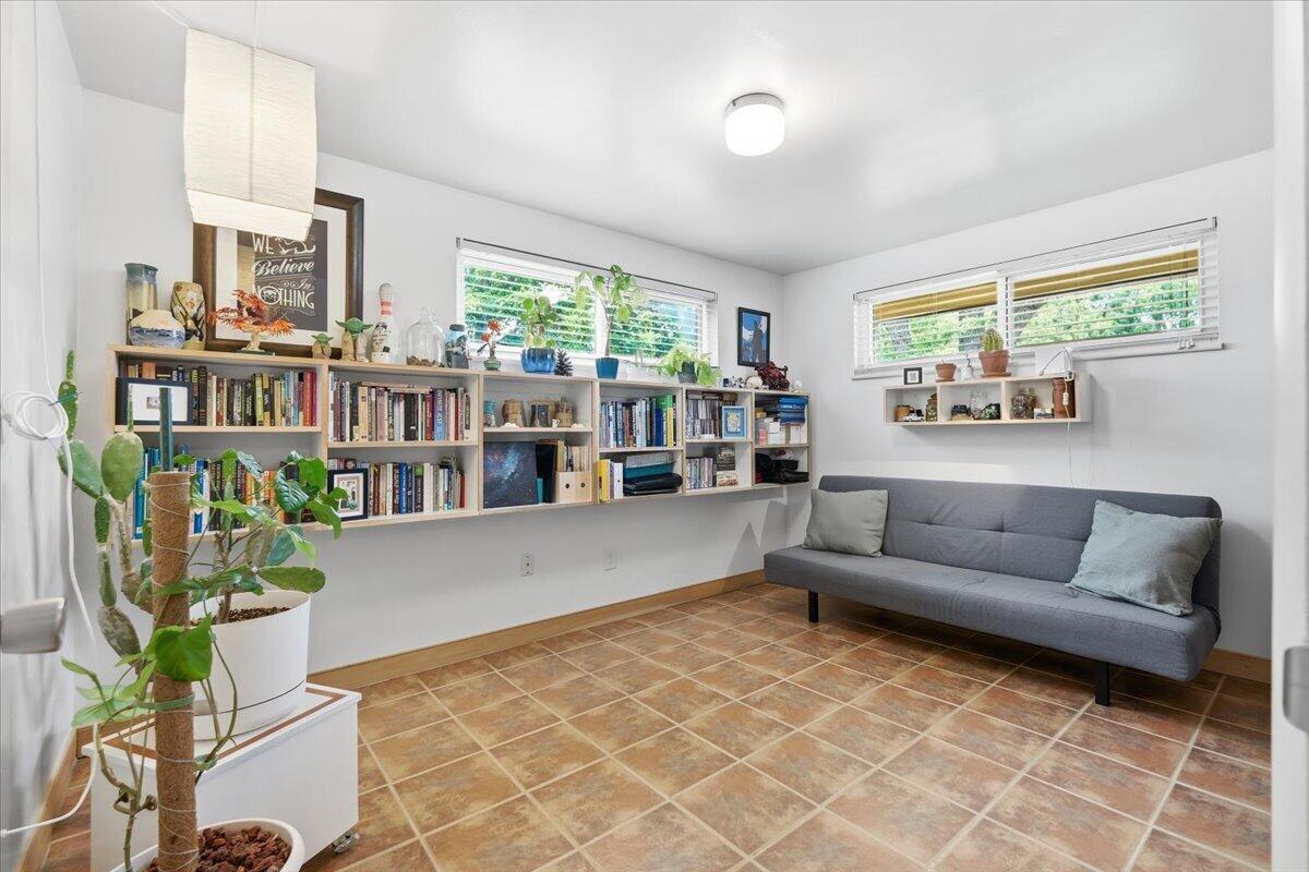 6830 Retton Road Property Photo 14