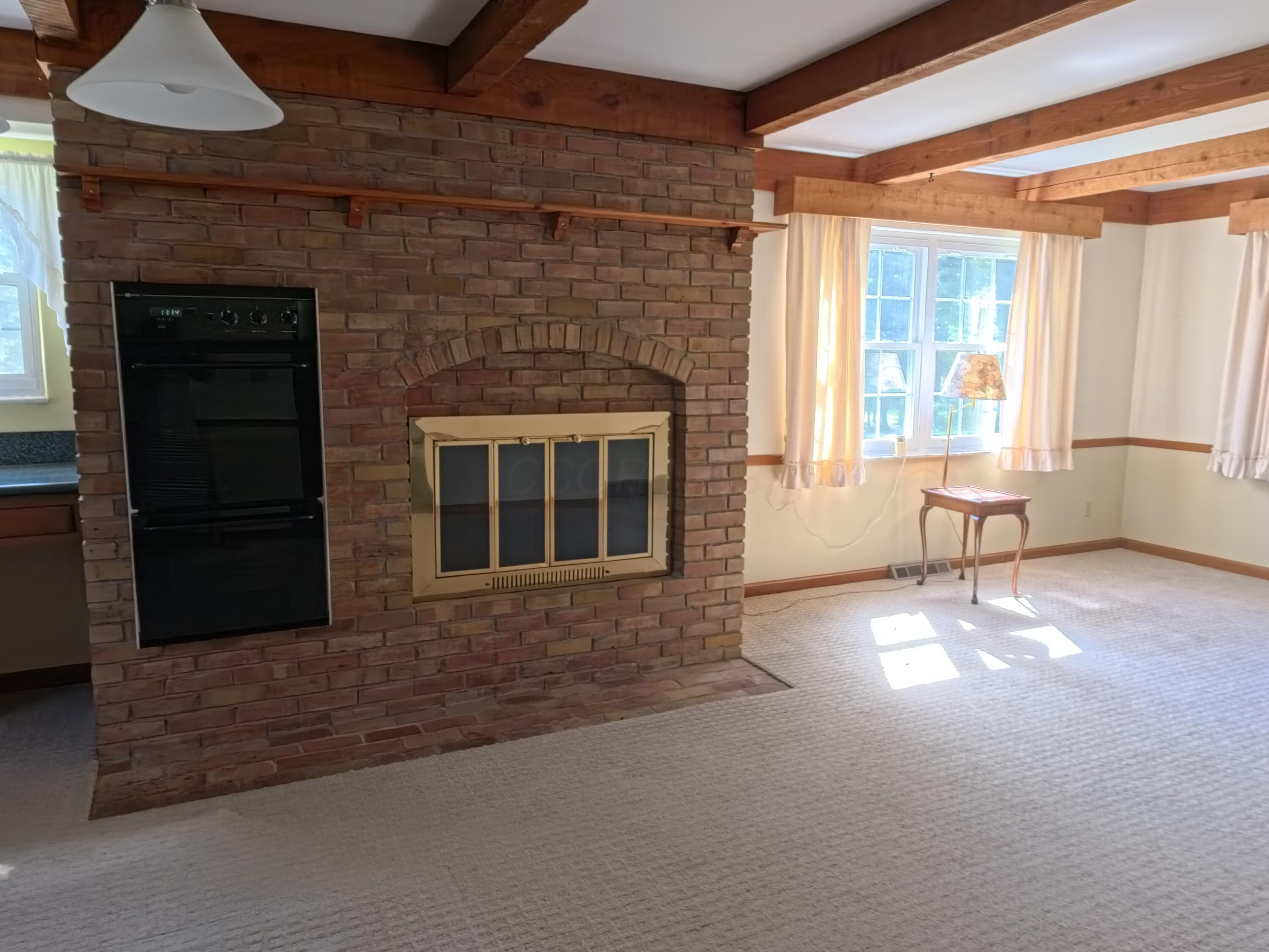 7825 Fairlawn Drive Property Photo 4