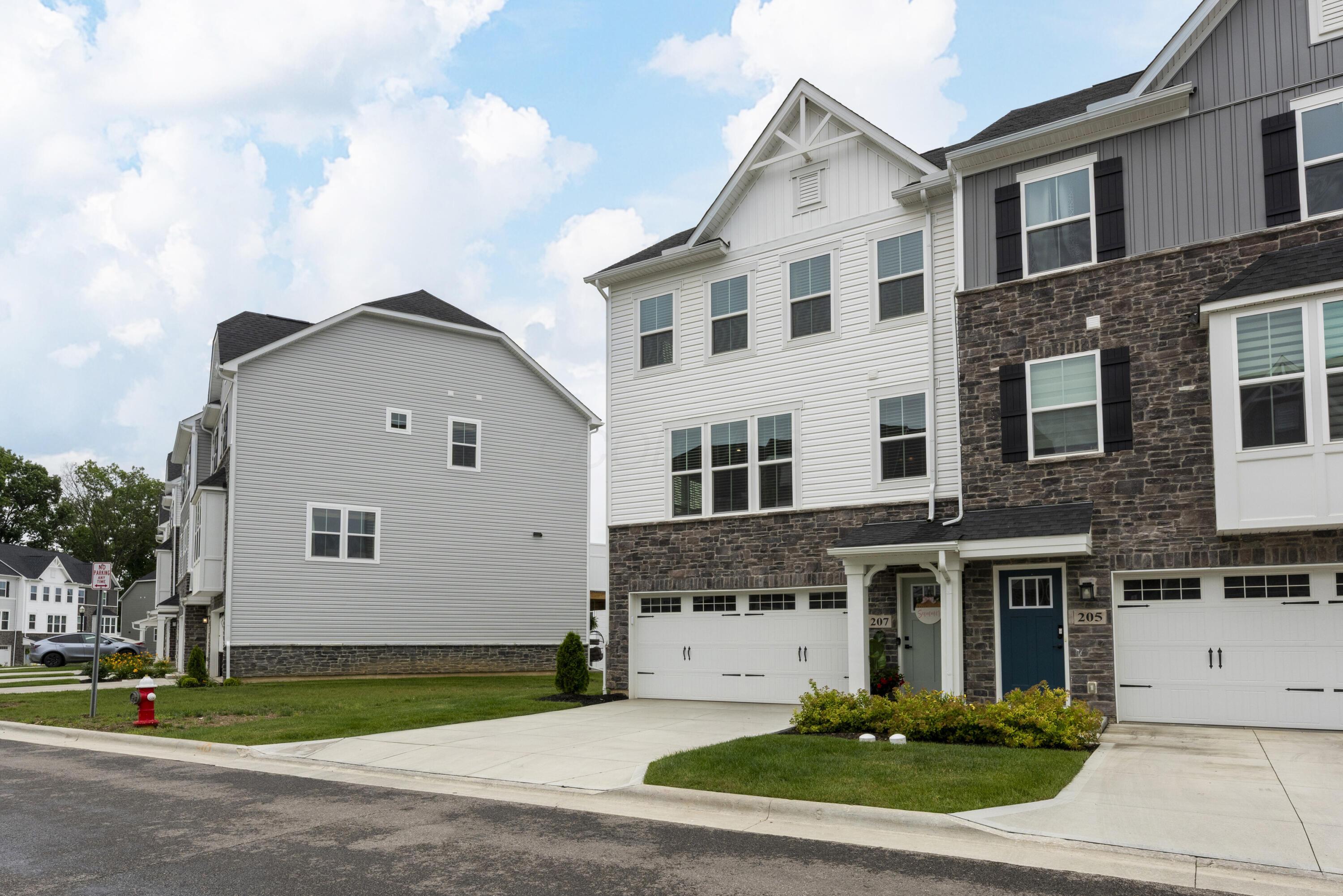207 Via Veneto Property Photo 3