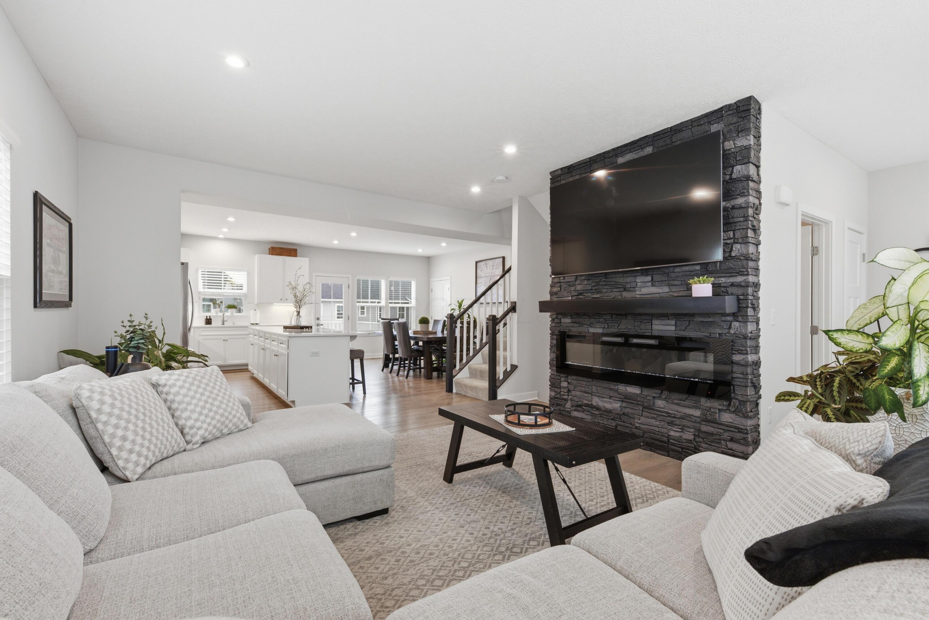 207 Via Veneto Property Photo 4