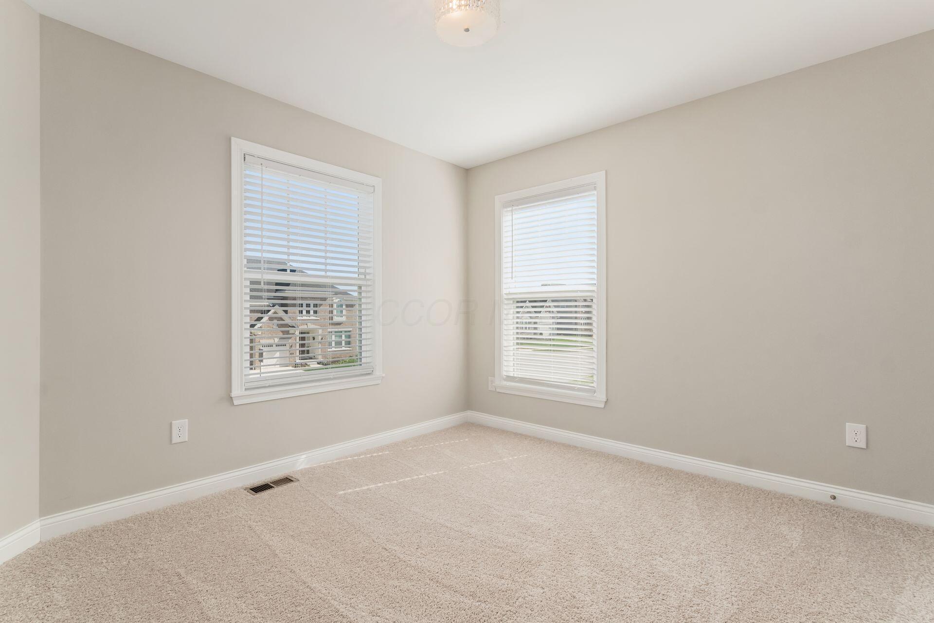 239 Harness Way Property Photo 31