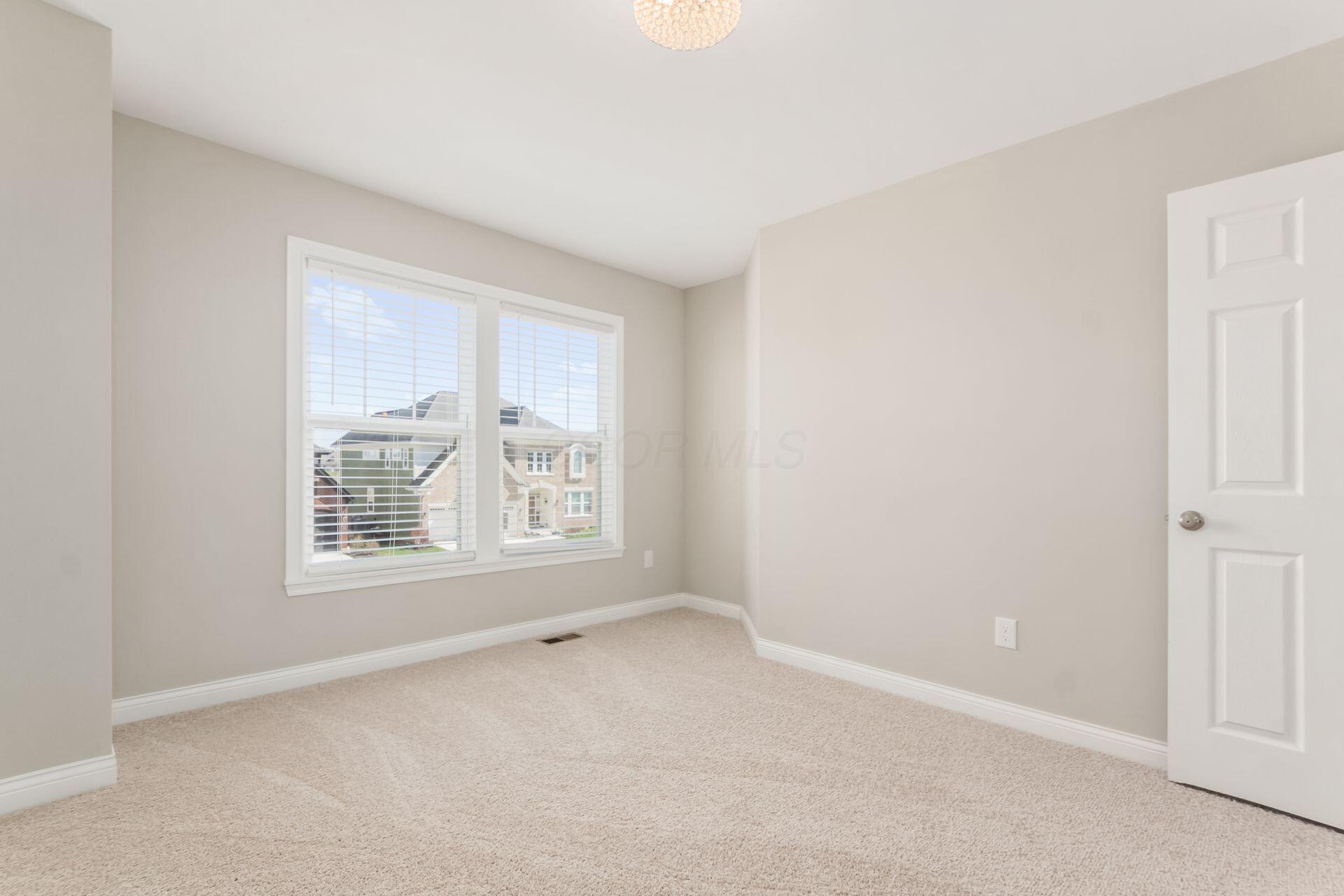 239 Harness Way Property Photo 34