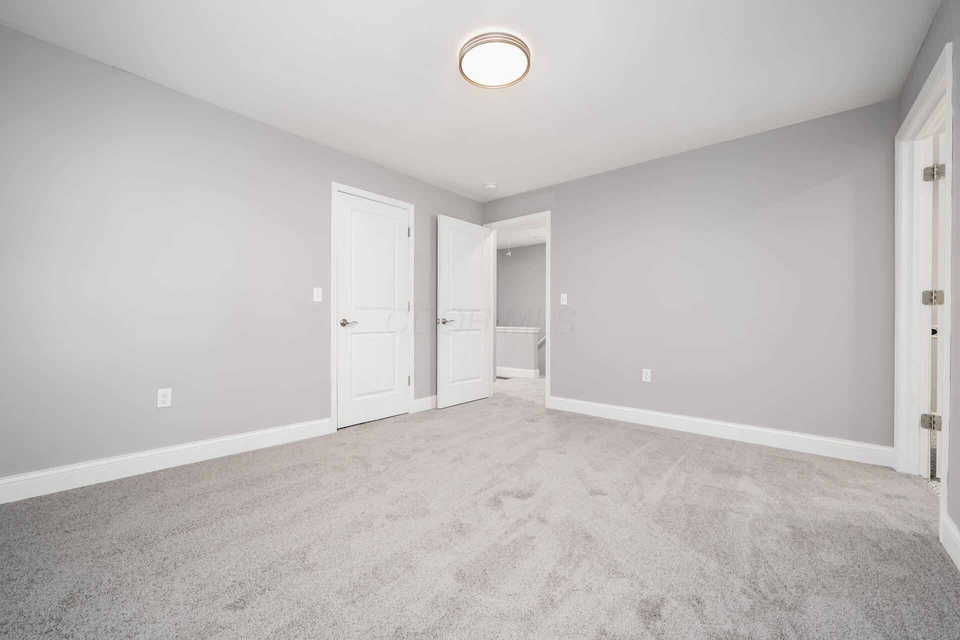 210 S Terrace Avenue Property Photo 25