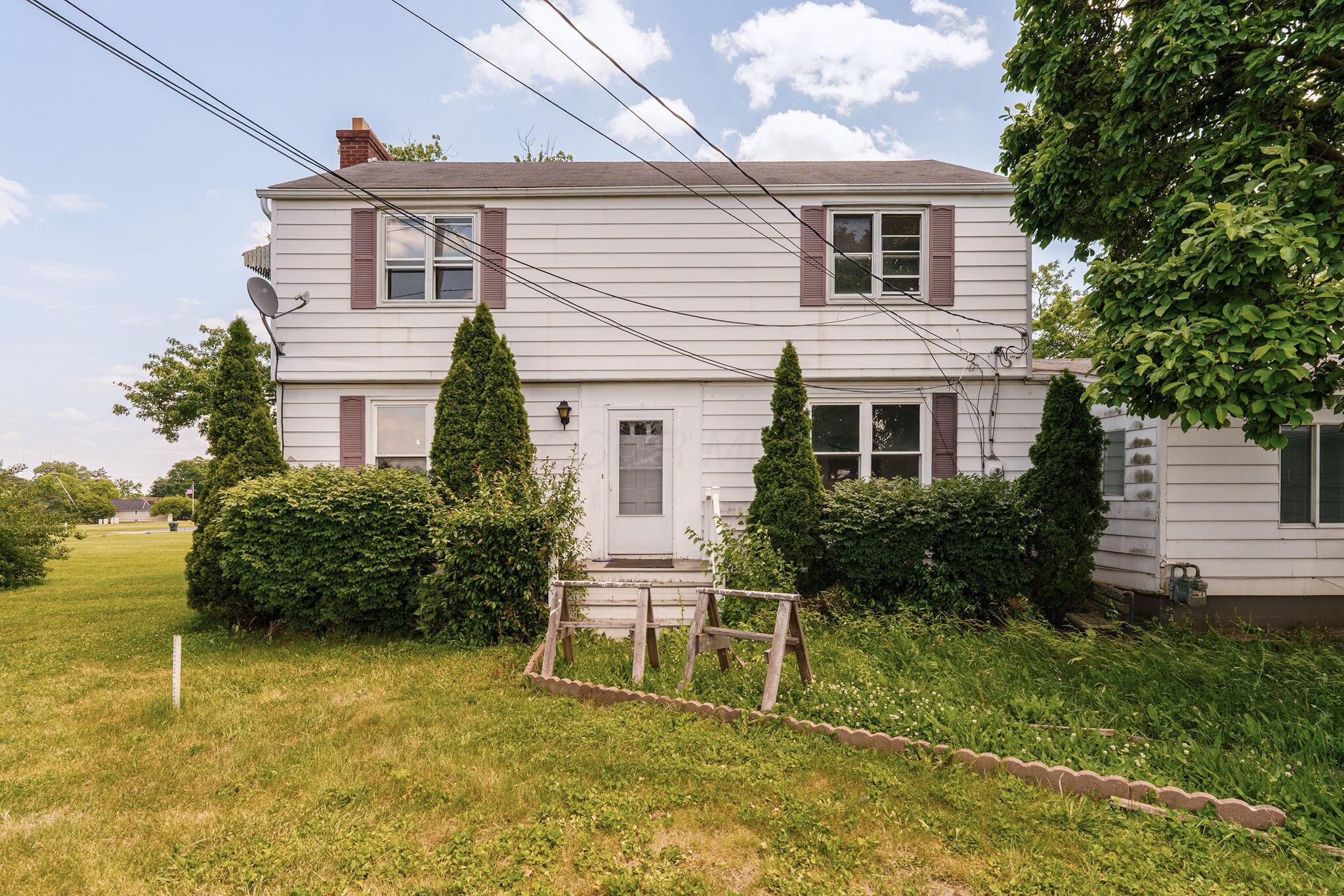 226024411 Property Photo 2