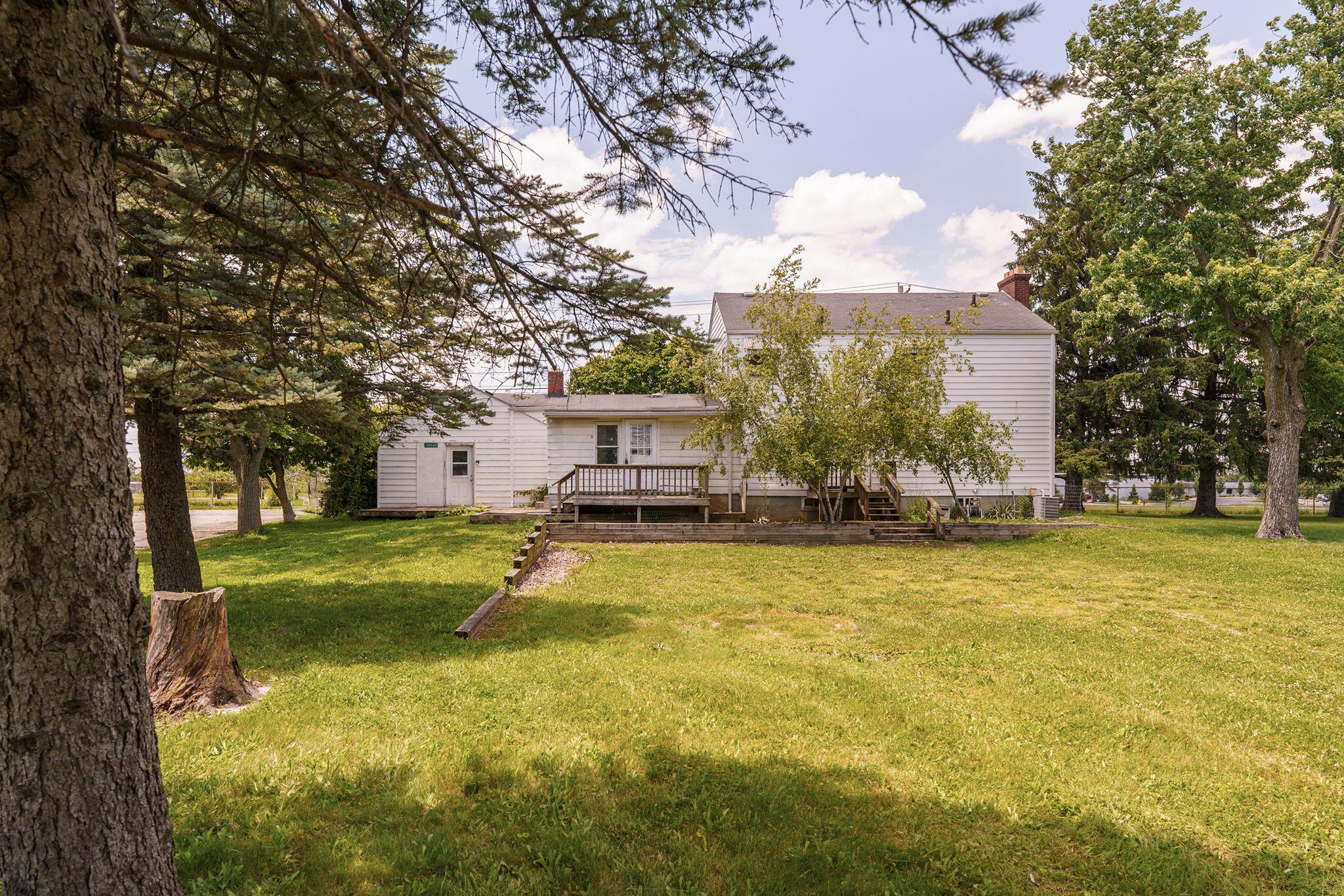 226024411 Property Photo 26