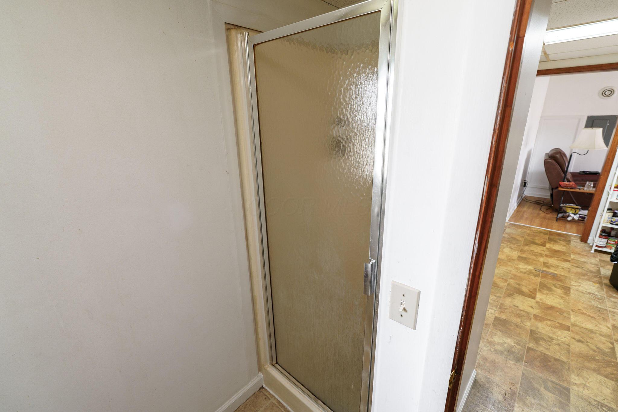 226024411 Property Photo 37